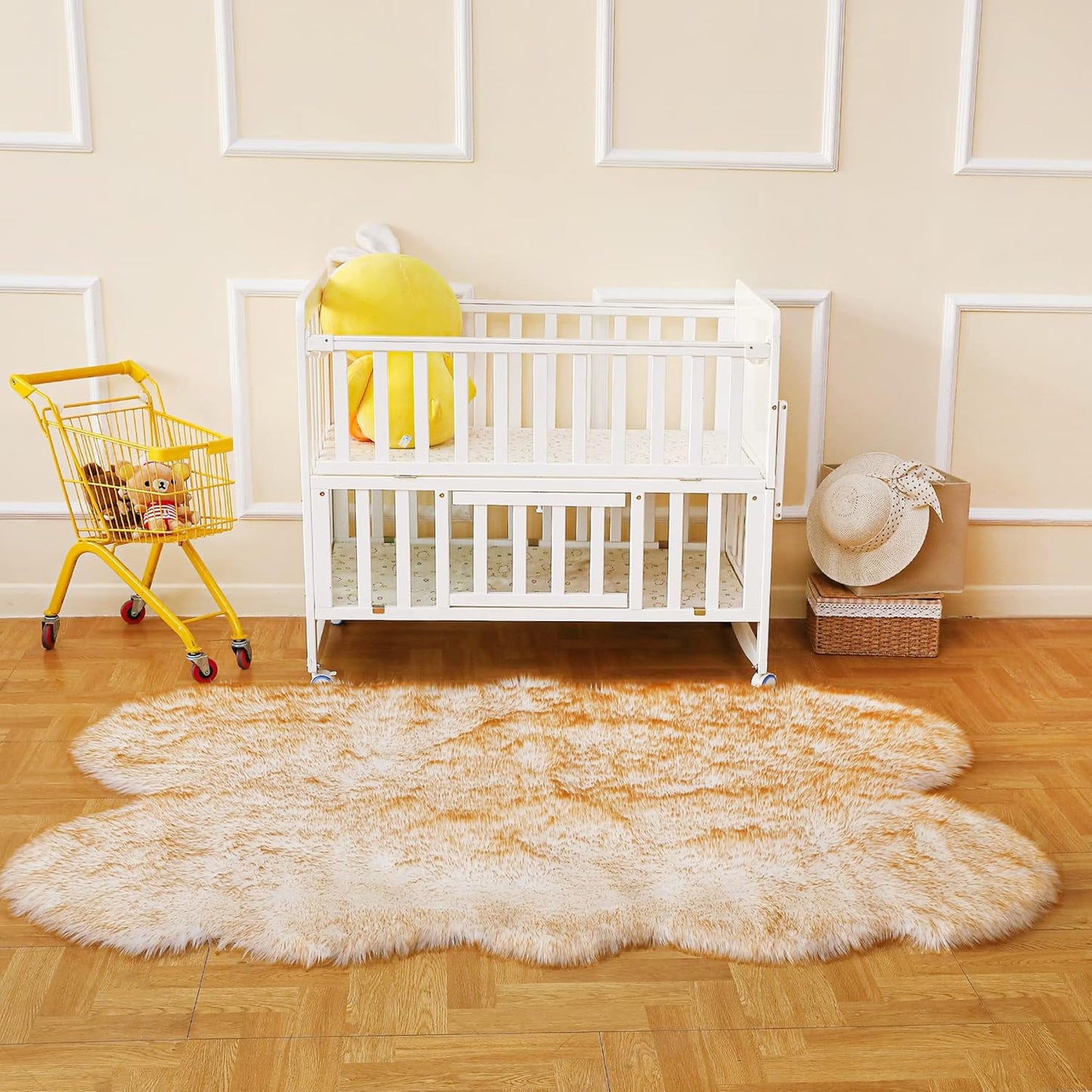 Fluffy Faux Fur Rug White Yellow Sheepskin Area Rug,4x6 Ft Ultra Soft Shaggy Plush Rug for Bedroom Bedside Living Room Nursery Kids Room