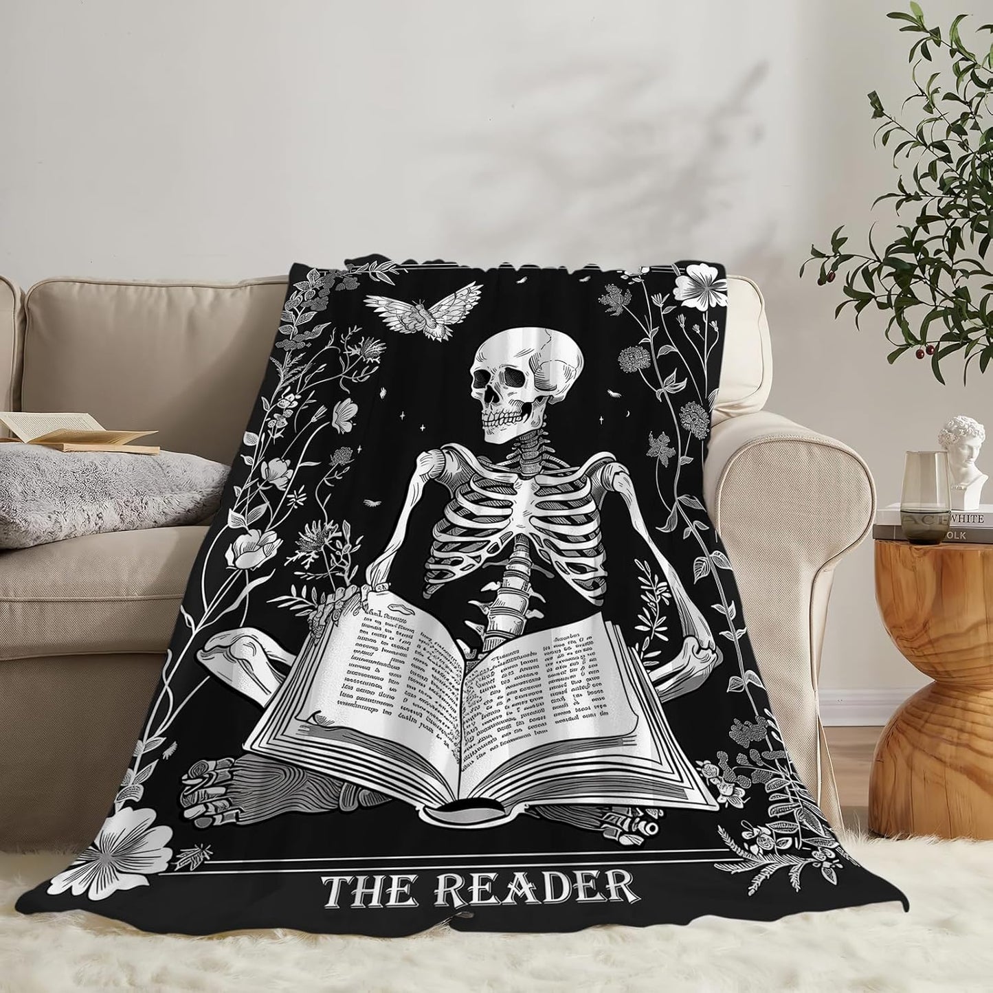 Reading Throw Blanket Ultra Soft Cozy Funny Skeleton Read Book Blanket Fleece Fuzzy Plush Skull Reading Lovers Reader Librarian Decor Gifts for Women Girls Adults Couch Sofa 50"x40"