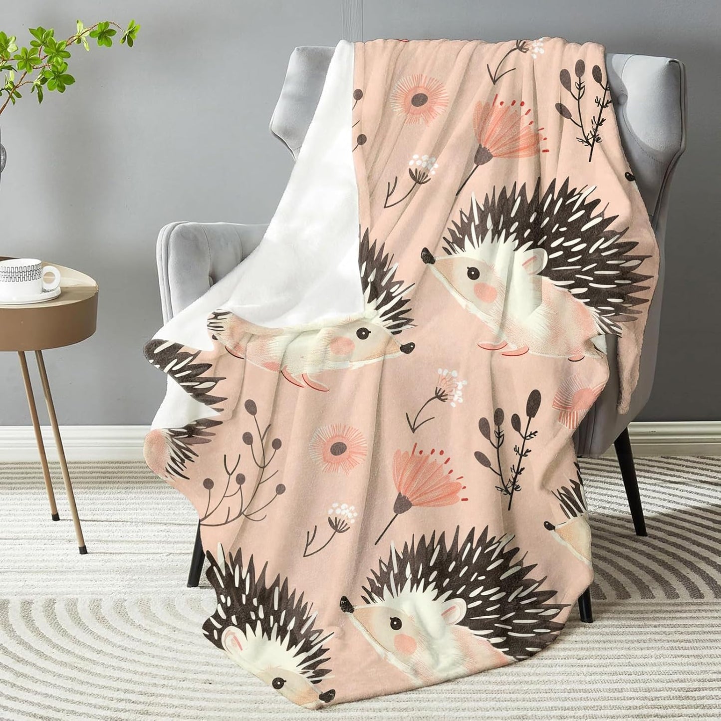 Cute Hedgehog Throw Blanket - Ultra Soft, Plush, Lightweight, Warm, Fuzzy Anti-Pilling Flannel Blanket for Couch, Bedroom, Travel, Sofa, Living Room 50in×60in