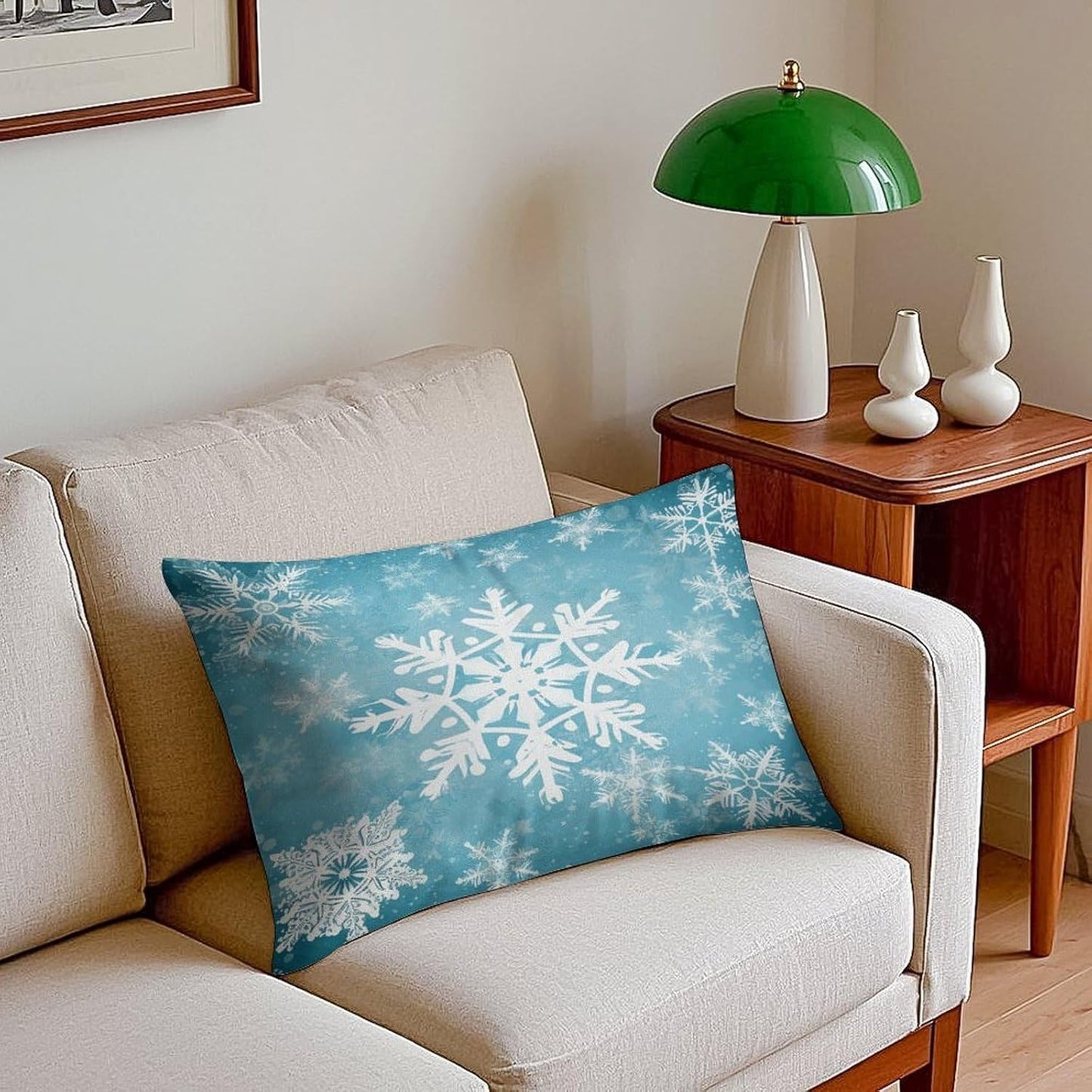 Winter Snowflake Throw Pillow Covers Gold Velvet Pillowcases with Invisible Zipper Pillow Shams Cozy Cushion Cover Soft Pillow Cases Home Decor Pillow Protectors 12 "×20 "