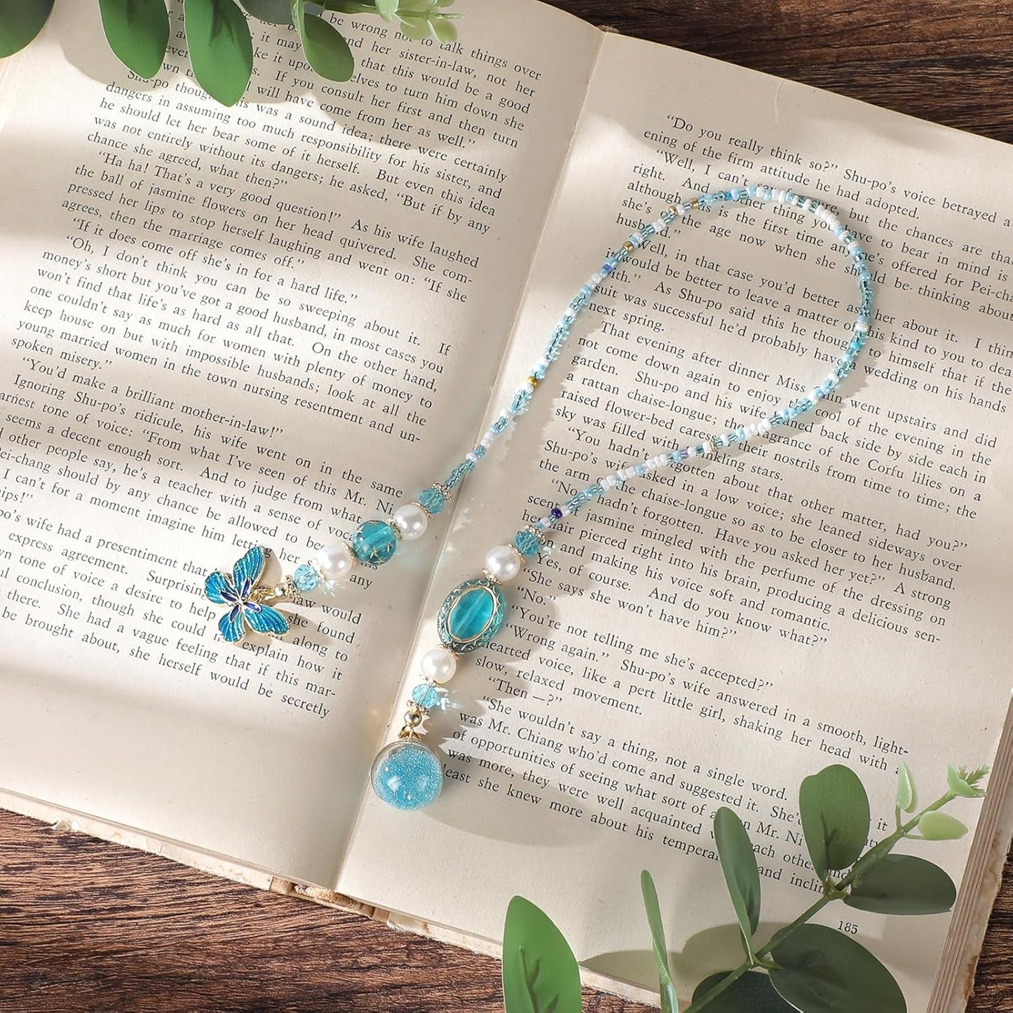 Blue Butterfly Beaded Bookmark - Fantasy Crystal Bead Gold Chain Fantasy Bookmark, Butterfly Aesthetics Pendant, Book Marks Gifts for Books Lovers Students Teacher Office School Supplies
