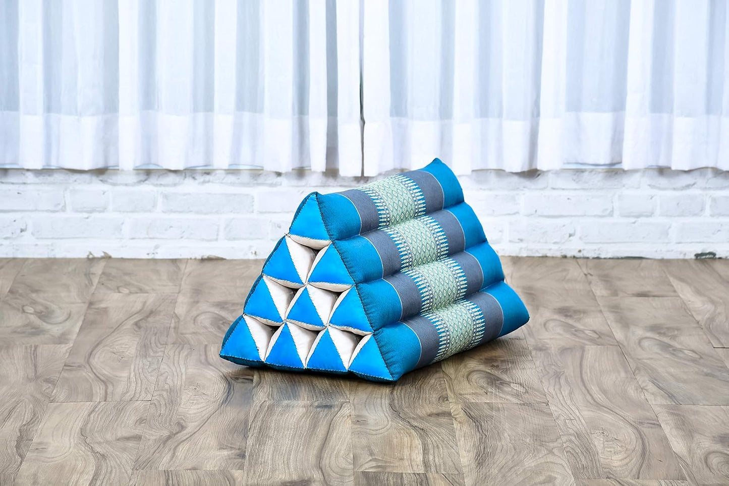 Leewadee Thai Triangle Cushion – Comfortable Backrest for TV or Reading, Wedge Pillow - Eco-Friendly Natural Kapok Filling, 20 x 13 x 13 inches, Light Blue