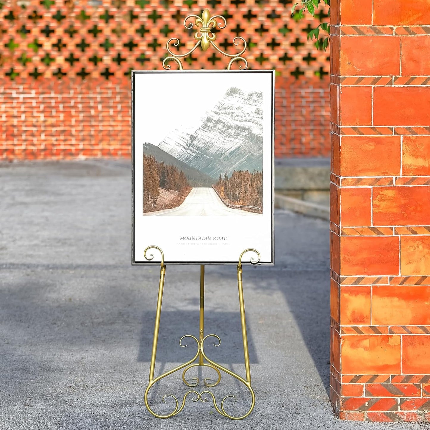 60” H Gold Easel Stand for Sign, Large Adjustable Metal Display Standing for Displaying Pictures Wedding Poster Holder Showcasing with Chain Support