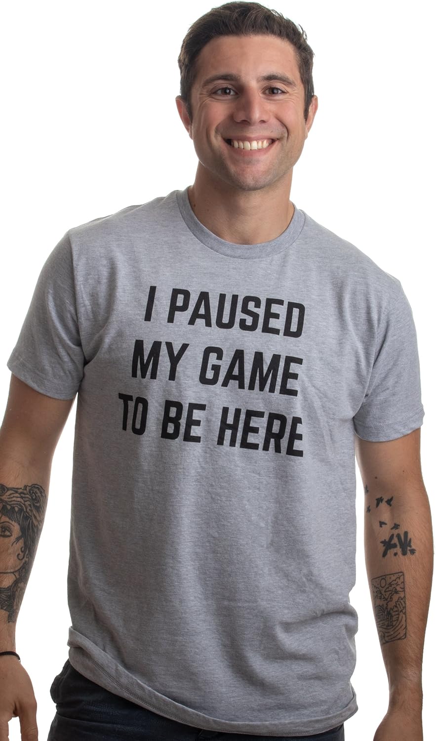 I Paused My Game to Be Here - Funny Video Gamer Humor Joke for Men Women T-Shirt