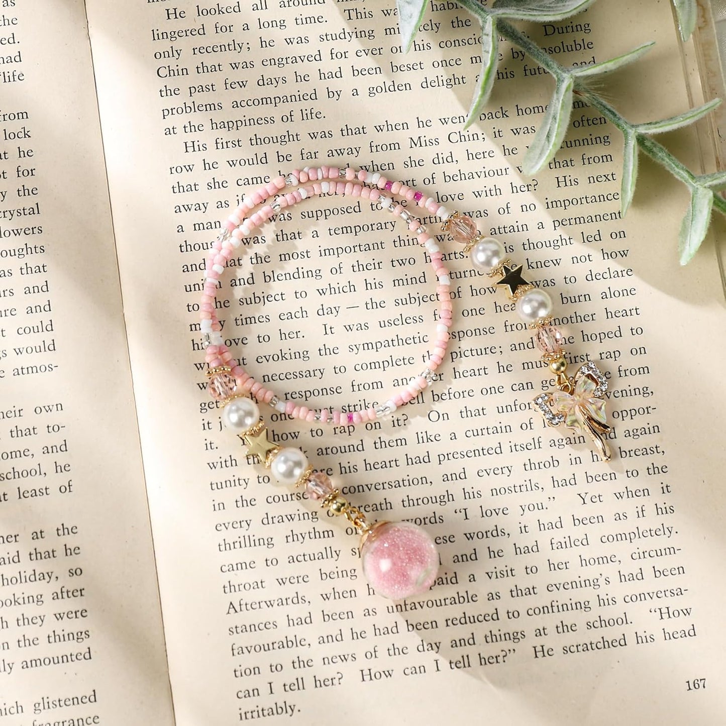 Cute Bow Bookmark Gifts - Pink Coquettee Beaded Bookmarks for Women Girls Book Lovers Funny Aesthetic Crystal Bead Chain Page Marks School Office Reading Accessories Bookish Gift for Birthday
