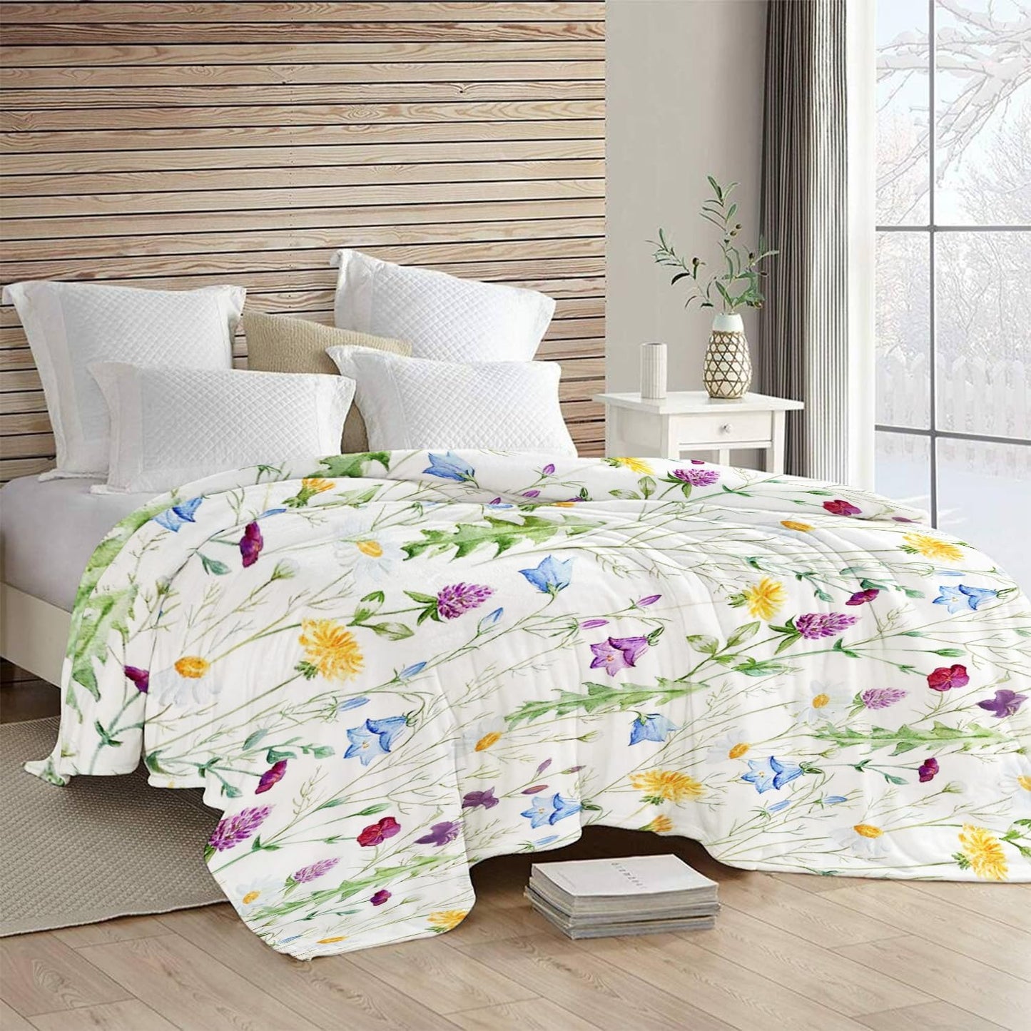 Boho Floral Throw Blanket Botanical Wildflower Butterfly Print Ultra Soft Cozy Flannel Blanket Rustic Home Decor for Couch Sofa Bed, 50x60 Inch