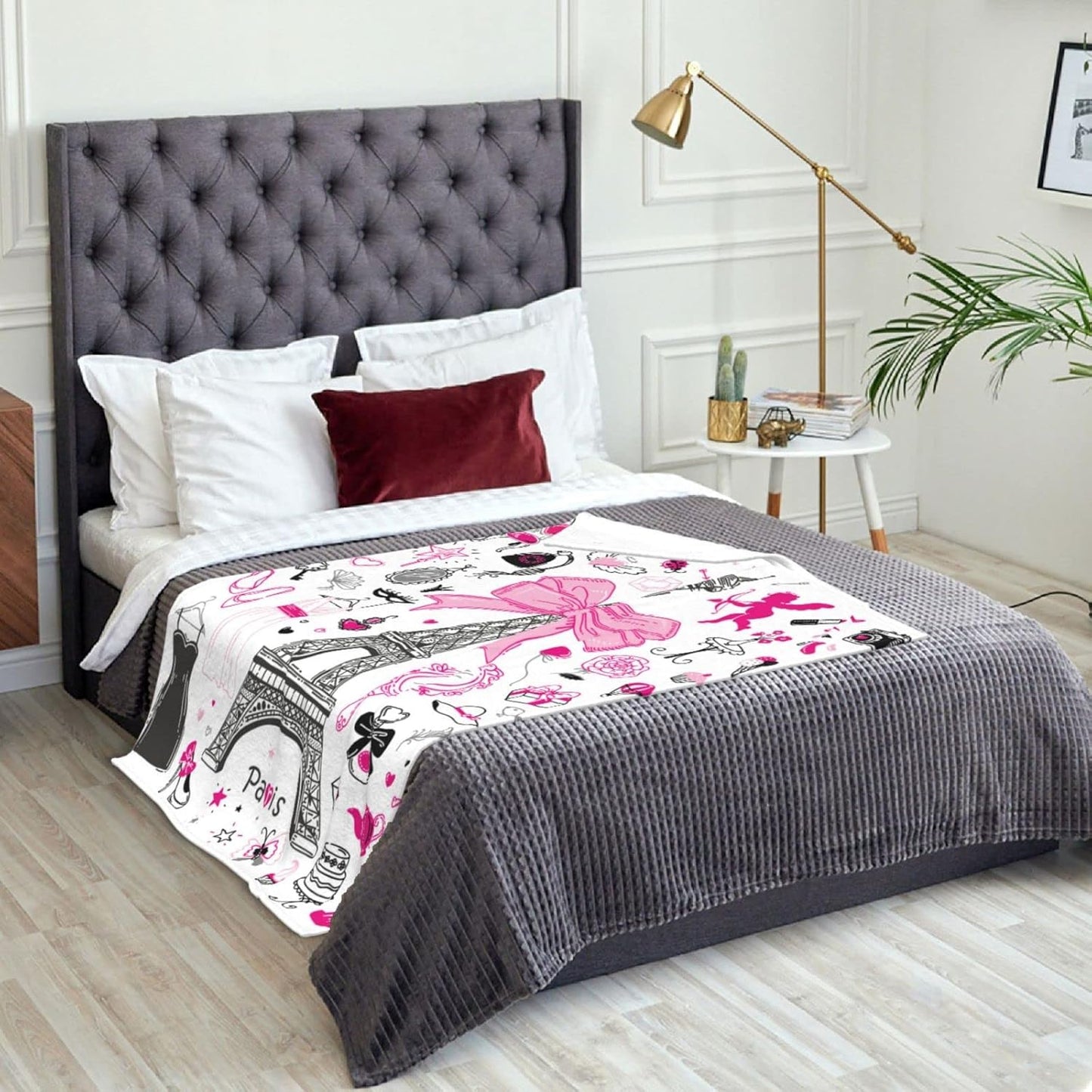 Romantic Paris Throw Blanket Girly Pretty for Women Girls Super Soft Warm Bed Bedding Blankets for Couch Bedroom Sofa Office Decor, All Season Cozy Flannel Plush Blanket Gifts, 60 X 40 Inch