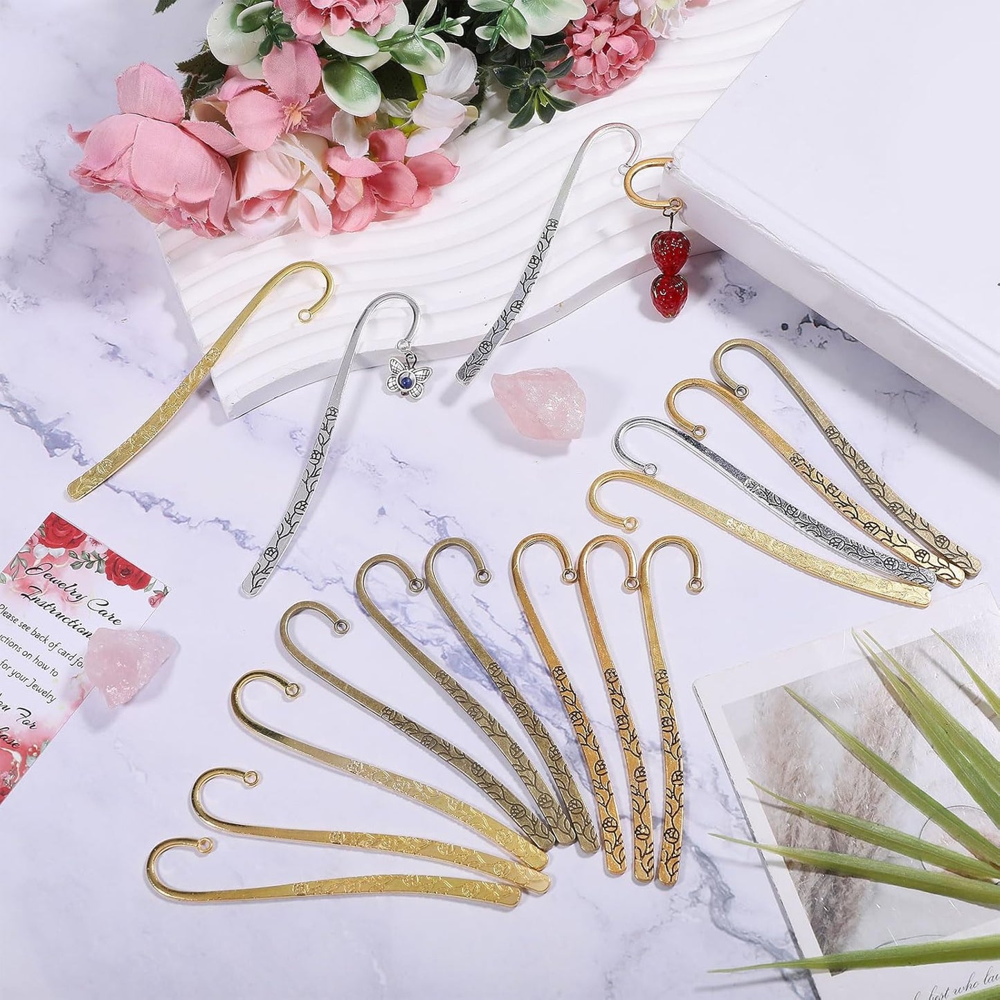 GLOBLELAND 24 Pcs 4 Colors Alloy Beadable Bookmarks Metal Bookmark Hairpin Markers Embossed Bookmarks for Adults Book Reading Lovers Enthusiasts Gifts