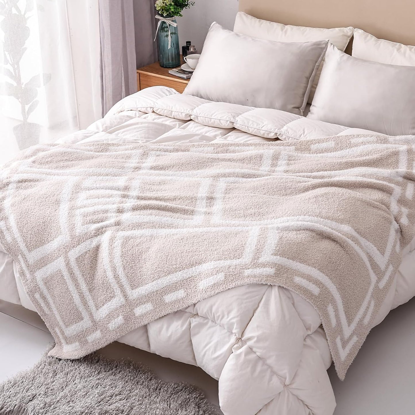 Panku Ultra Soft Cozy Knit Throw Blanket for Couch and Bed, Knitted Luxury Reversible Cozy Warm Fleece Blanket Throw, Plush Fluffy and Fuzzy Geometric Blankets for Gift (50x60 Inches, Beige/Khaki)