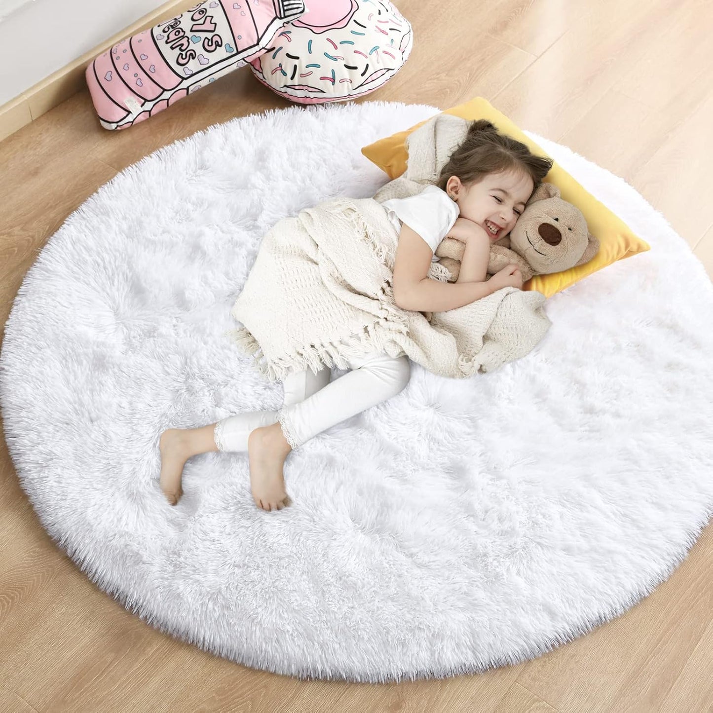 White Round Rug for Girls Bedroom, Fluffy Circle Carpet 4'X4' for Kids Room Decor Shaggy Circular Rug for Baby Nursery Dorm Upgrade Fuzzy Plush Rug for Living room Cute Room Decor for Teen Baby