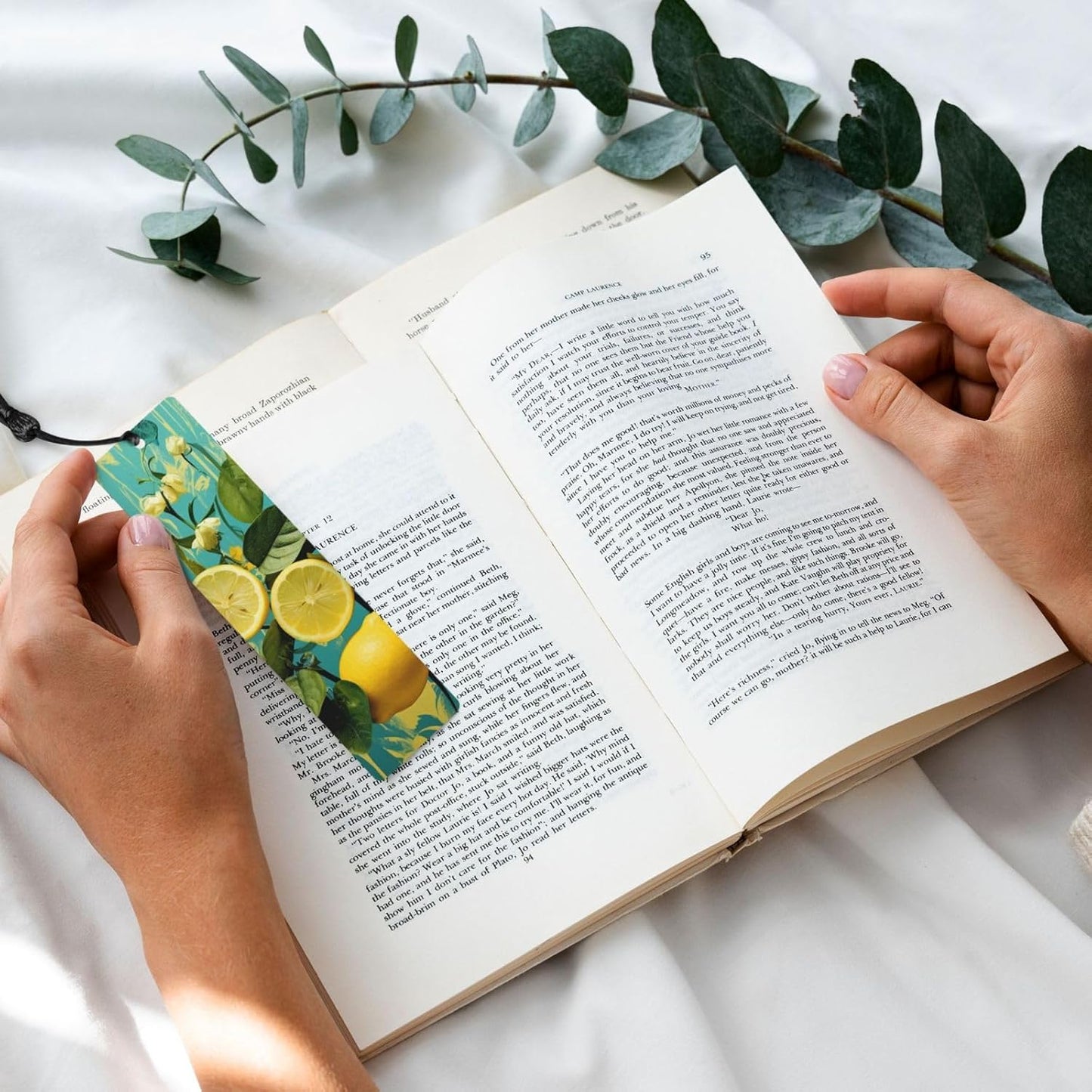 Lemons and Leaves Bookmarks Gifts for Women Men, Wooden Bookmarks for Book Lovers, Vintage Book Marks Ornaments with Tassel, Unique Personalized Reading Page Markers Black