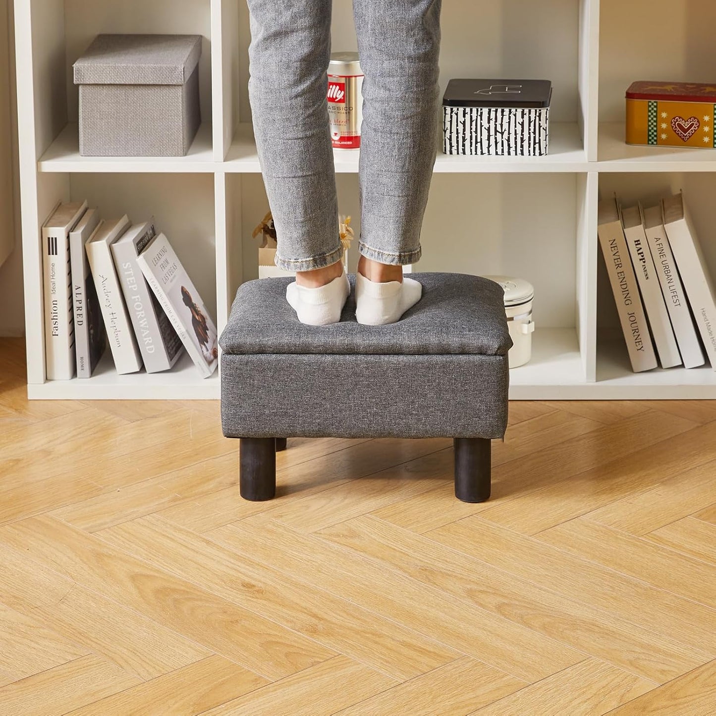 Linen Small Ottoman Foot Rest, Foot Stools with Storage Small, Upholstered Rectangle Wood Ottoman with Safety Hinge Flip Top, Bed Stool for Bedroom Dorm Light Gray YD-JD1364
