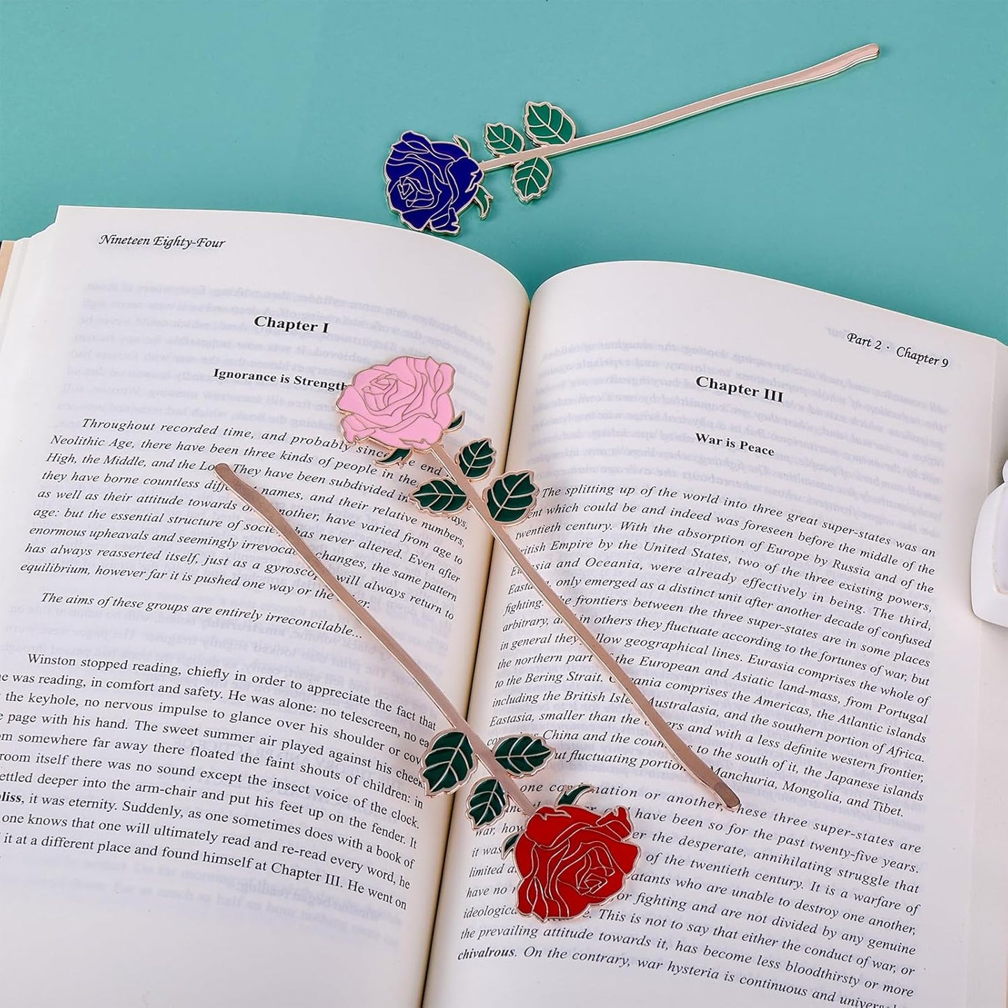Bewudy Red Rose Bookmark Gift, Metal Book Page Holder for Reading Lovers, Teacher Appreciation Gifts Valentine Mother's Day Christmas Birthday Gift for Women Book Lovers (Pink Rose)