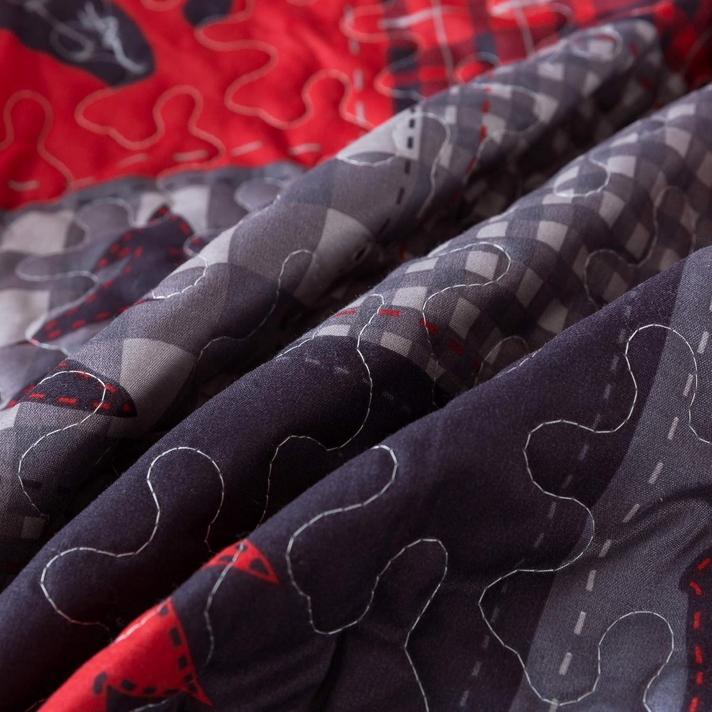 Soul & Lane Cabin Charm 50"x60" Quilted Throw: Plaid Quilted Blanket, Outdoor Nature Themed Patchwork Coverlet, Christmas Quilt for Couch, Comforter Lap Quilt, Lightweight Red and Black Lap Cover