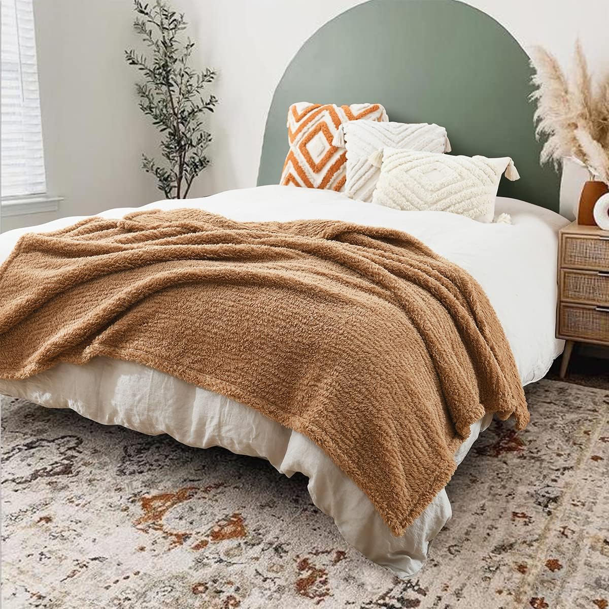 Ultra Soft Cozy Sherpa Throw Blanket, Brown Pattern Reversible, Light Weight Warm Decorative Boho Style Throw Blanket Cover for Sofa, Couch, Bedroom,Travel, 60”x80”