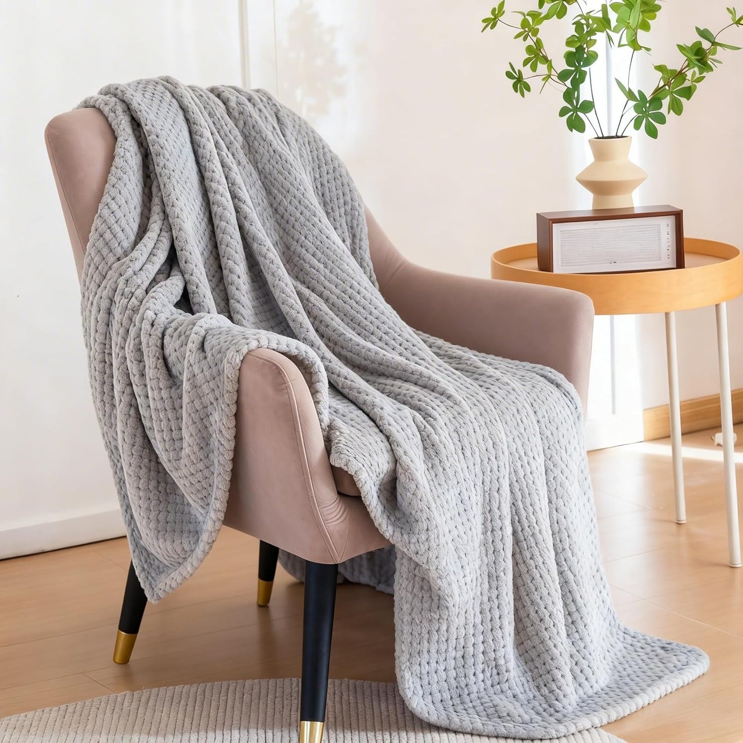 40x60 InchTextured Throw Blanket, Gray, Soft Plush Waffle Weave, Cozy Home Decor for Couch, Sofa, Bed