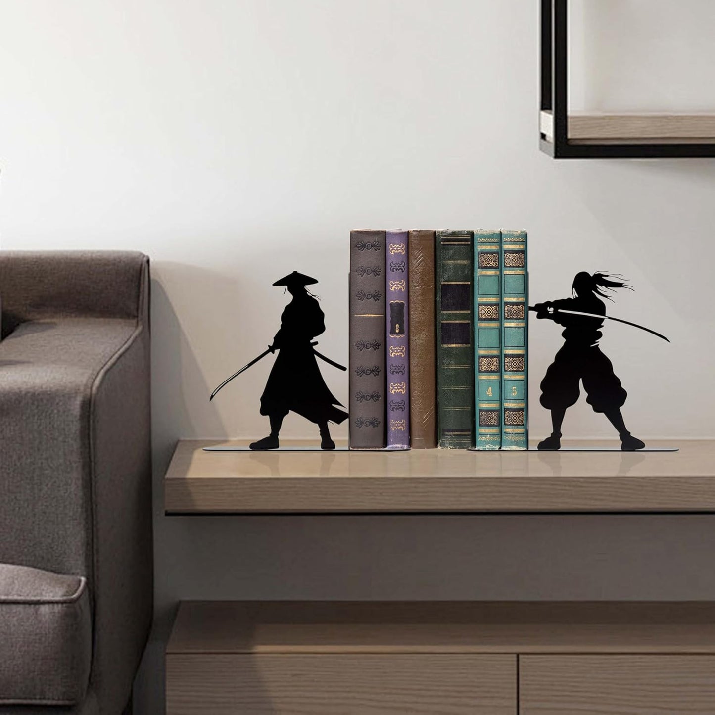 Samurai Bookends for Bookshelves - Anime Inspired Metal Bookends Set, Japanese Warrior Sculpture Book Ends for Home Office Decor, Decorative Bookends Gift