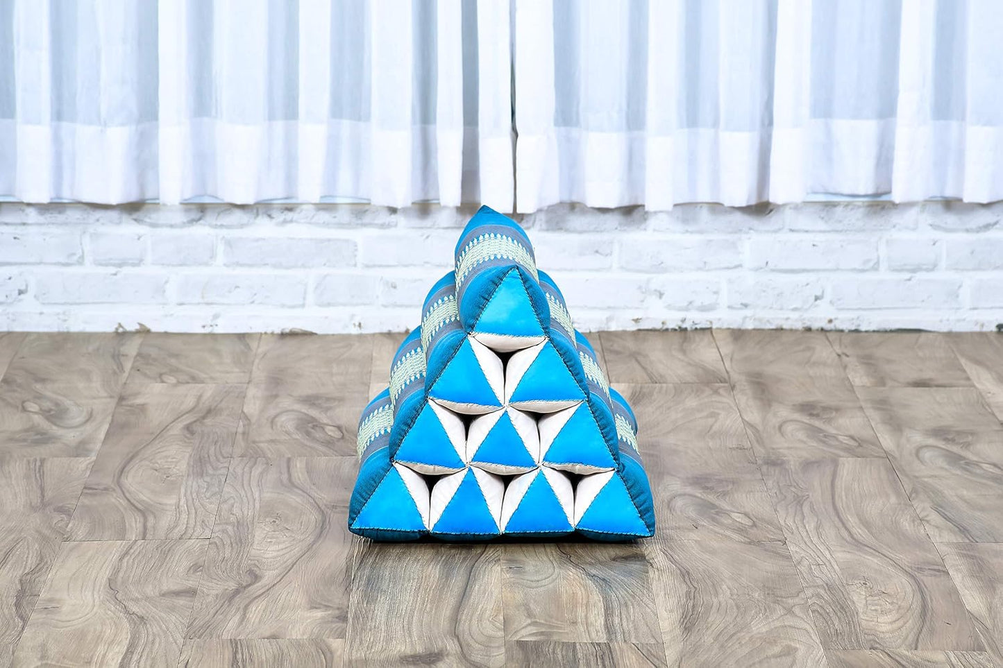 Leewadee Thai Triangle Cushion – Comfortable Backrest for TV or Reading, Wedge Pillow - Eco-Friendly Natural Kapok Filling, 20 x 13 x 13 inches, Light Blue