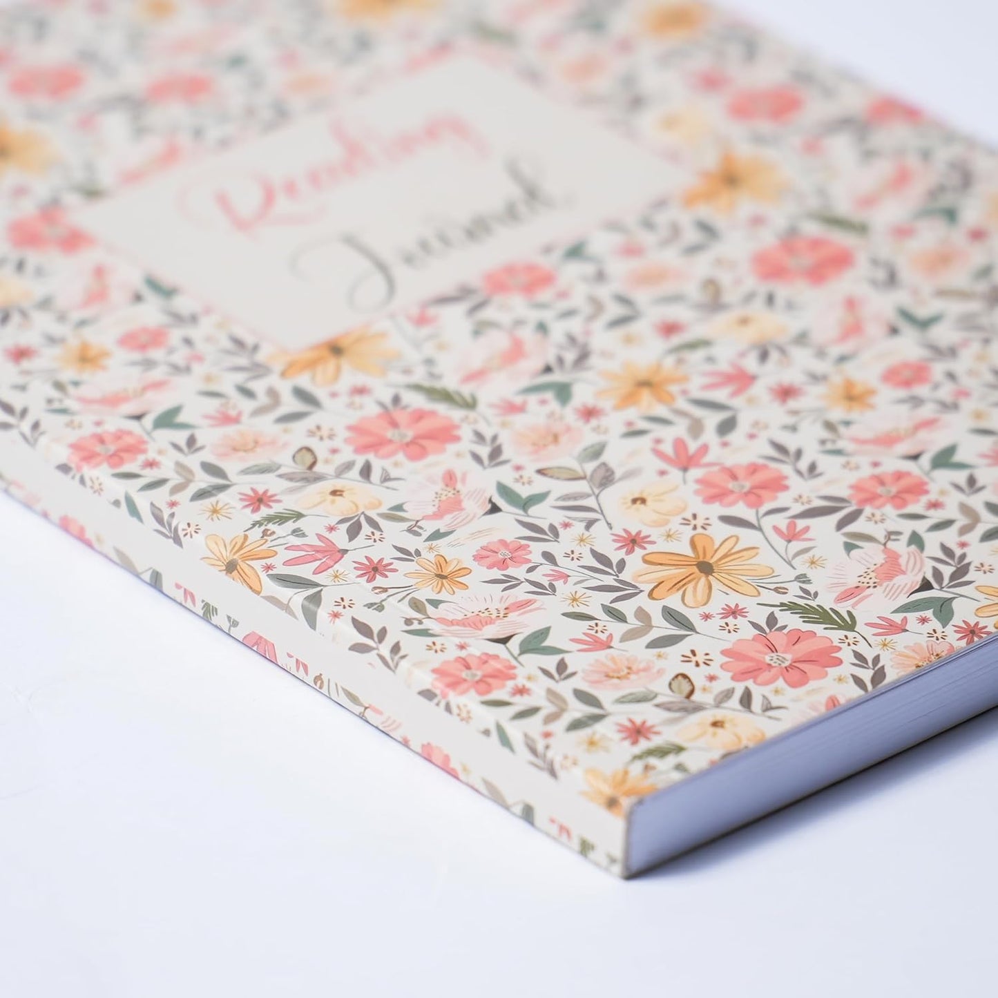 Luxury Floral Reading Journal for Book Lovers - 60 Review Pages, Lay-Flat Binding,100 GSM Paper, Reading Tracker, Size A5 (5.8 x 8.3 inches), 145 Pages