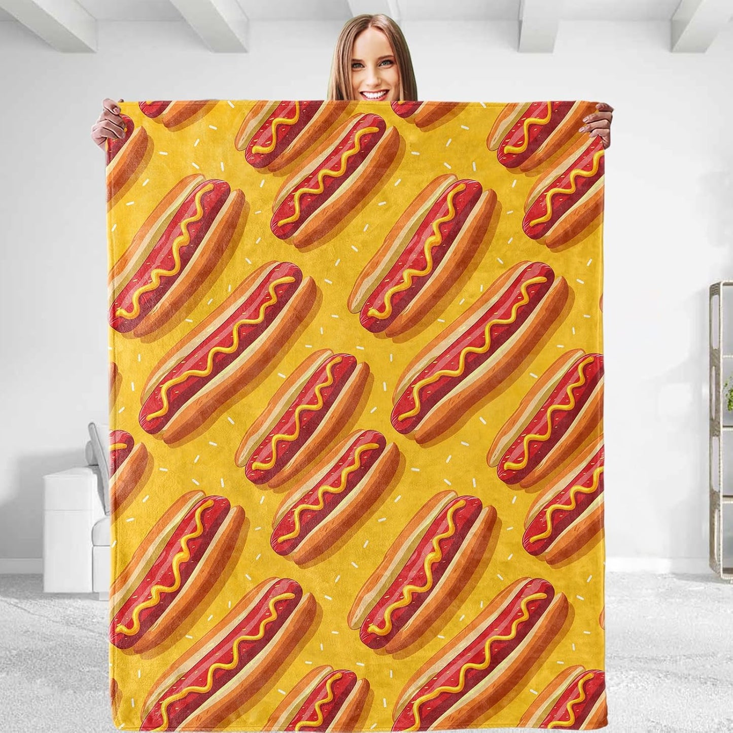 Hotdog Throw Blanket - Soft Plush, Lightweight, Warm, Fuzzy Flannel Blanket for Couch, Bedroom, Travel, Bed, Outdoor - Comfy 50in×60in
