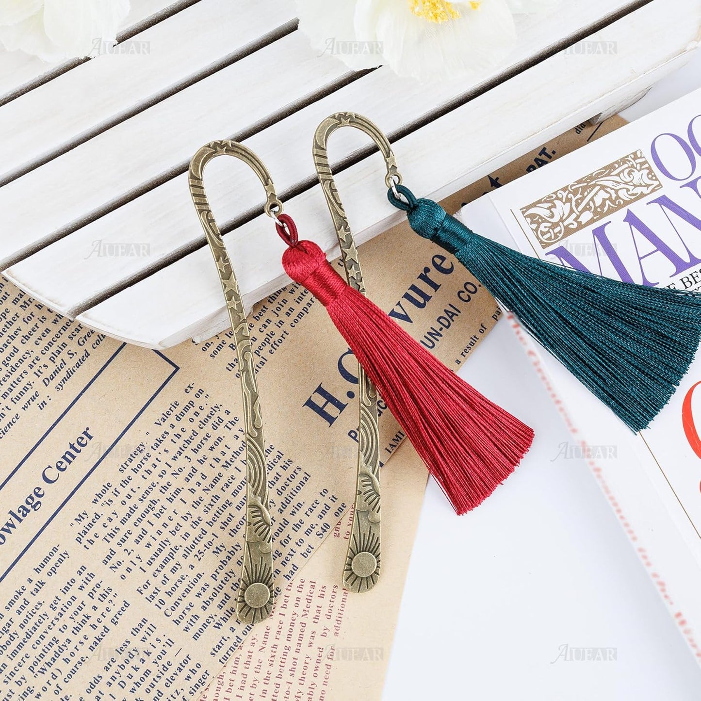 AUEAR, 20 Pack Metal Bookmarks Carved Hook Bookmark Vintage Book Markers with for Reader (Bronze)