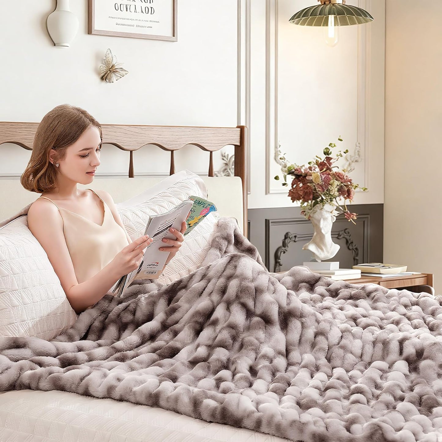 Ultra Soft Luxury Faux Fur Throw Blanket for Couch, Fuzzy Fluffy Plush Warm Cozy Ruched Blanket for Sofa Bedroom Living Room, Elegant Gift Idea for Women (50"x60",Tie-dye Taupe)