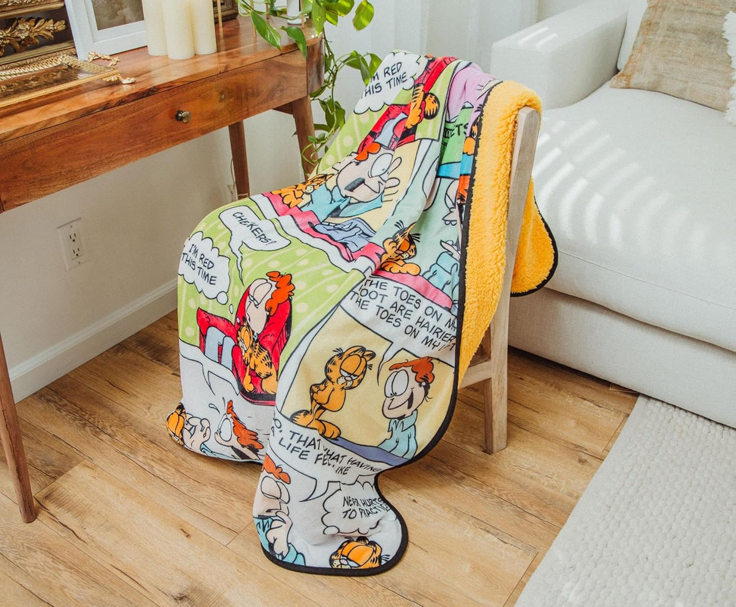 Garfield and Jon Comic Strip Panels Fleece Sherpa Throw Blanket | Soft Polyester Cover For Sofa, Bed | 50 x 60 Inches