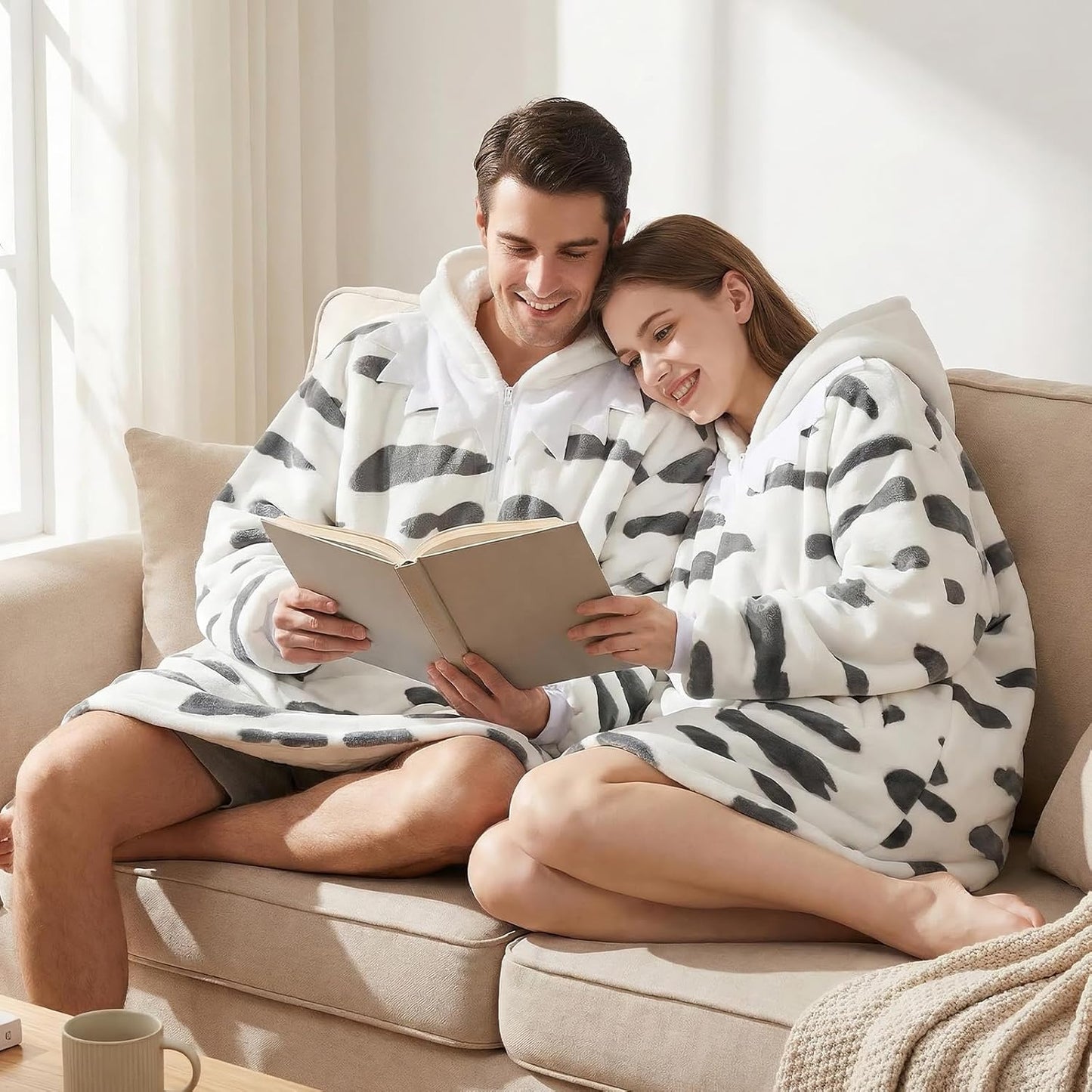 Wearable Blanket Hoodie for Adults-Snowy Owl Hooded Blanket,Cozy Sherpa Fleece Animal Hooded Blanket,Birthday,Halloween,Christmas Gift for Men and Women
