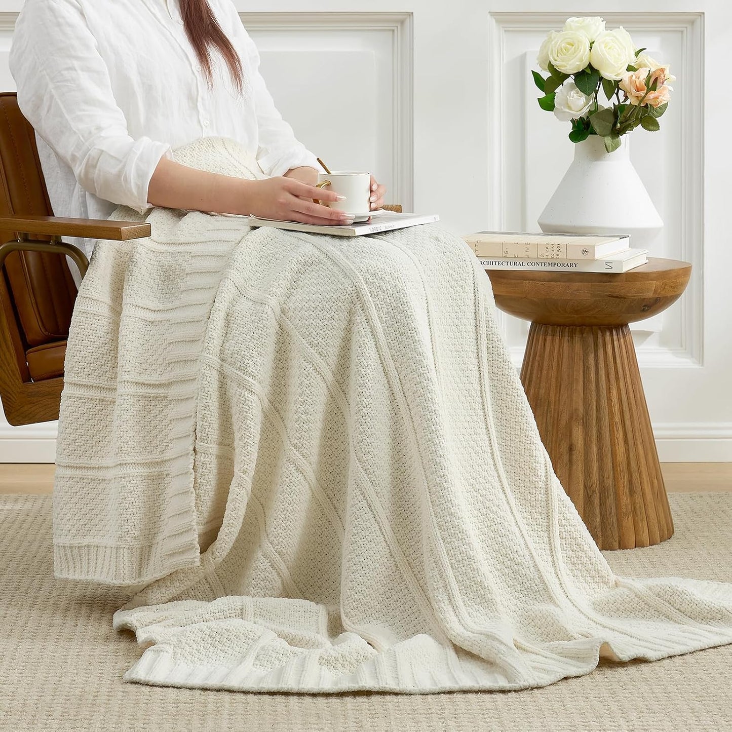 Amélie Home Premium Chenille Throw Blanket, Soft Cozy Moss Stitch Knit Blanket for Couch, Sofa, Chair, Home Decor, Ivory 50"x60"