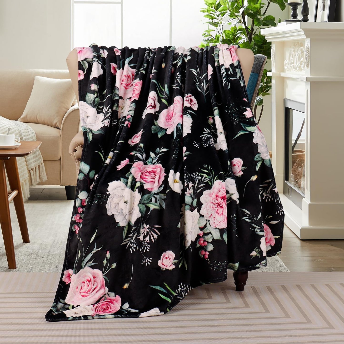 Floral Throw Blanket Botanical Flower Blanket Ultra Soft Flannel Fleece Throw Blankets Lightweight Cozy Fluffy Plush Blankets for Bed Couch Sofa 50"X60"