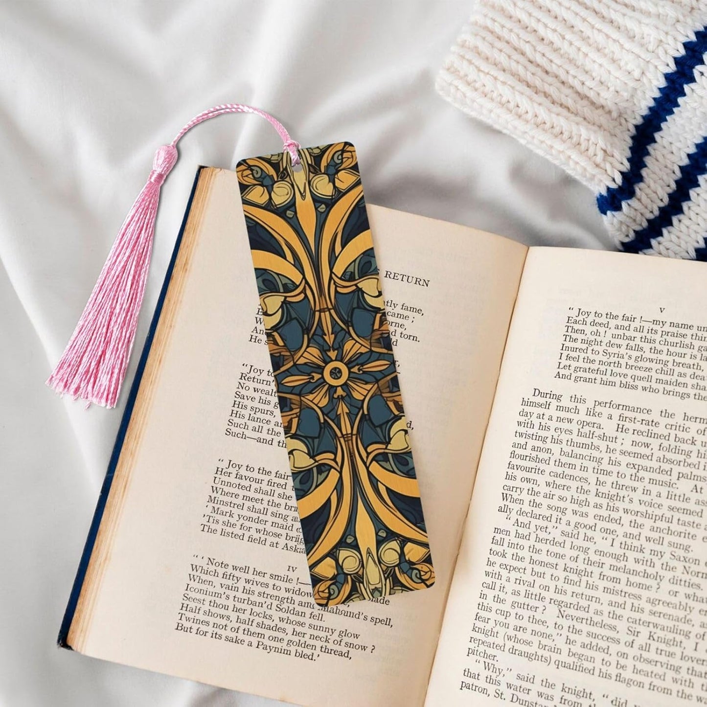 Smooth Lines Bookmarks Gifts for Women Men, Wooden Bookmarks for Book Lovers, Vintage Book Marks Ornaments with Tassel, Unique Personalized Reading Page Markers Pink