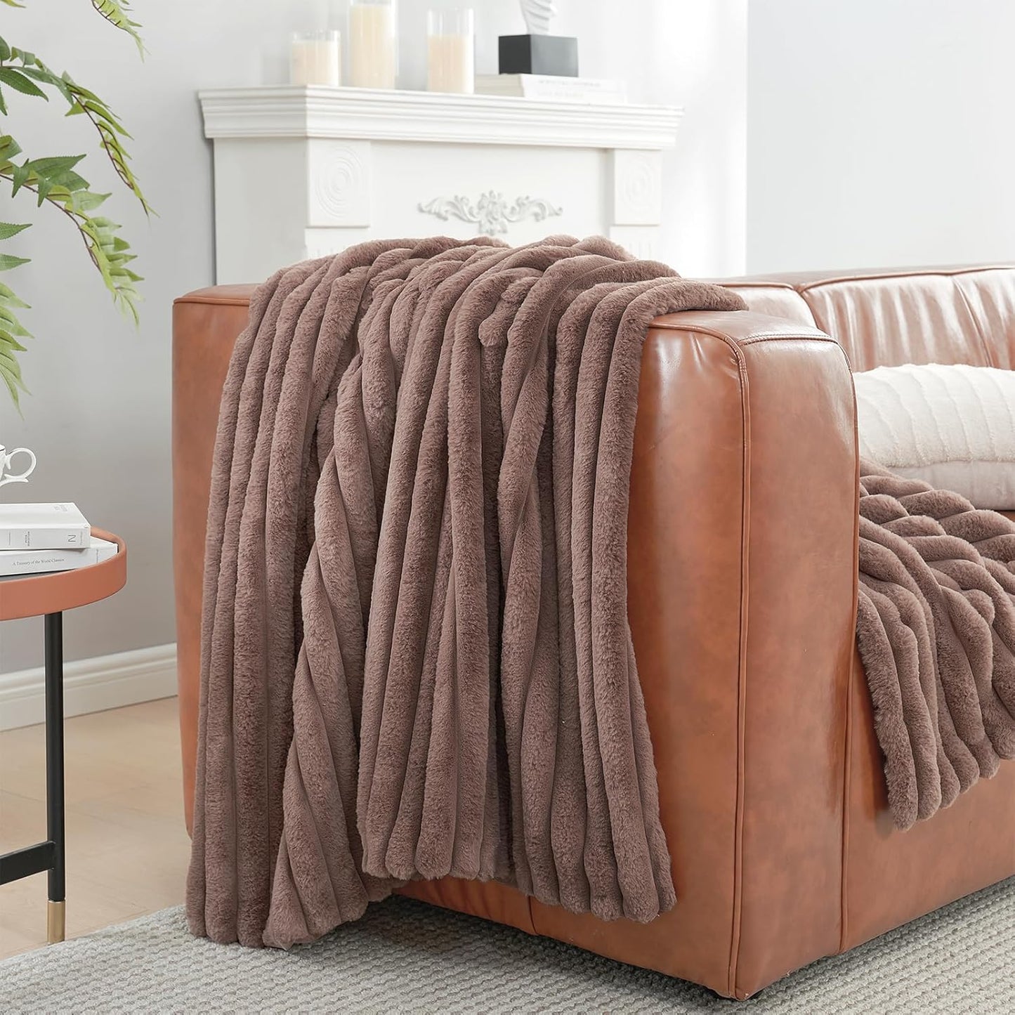 Amélie Home Faux Fur Throw Blanket for Couch, Cozy Fuzzy Fluffy Fur Luxurious Soft Striped Plush Gift Blankets for Family Sofa Chair Bedroom, 55"x70", Light Coffee