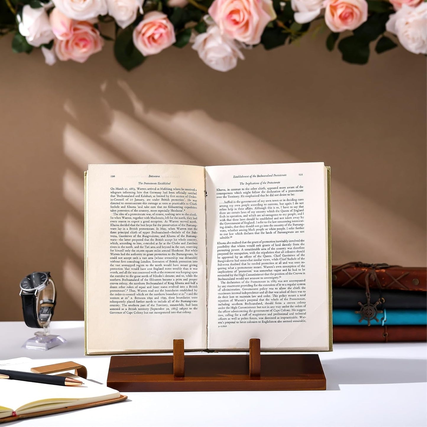 RattanView 1 Pcs Wood Plate Stand for Display 5.9 Inch Plate Holder Display Frame Picture Photo Card Tabletop Decorative Stand