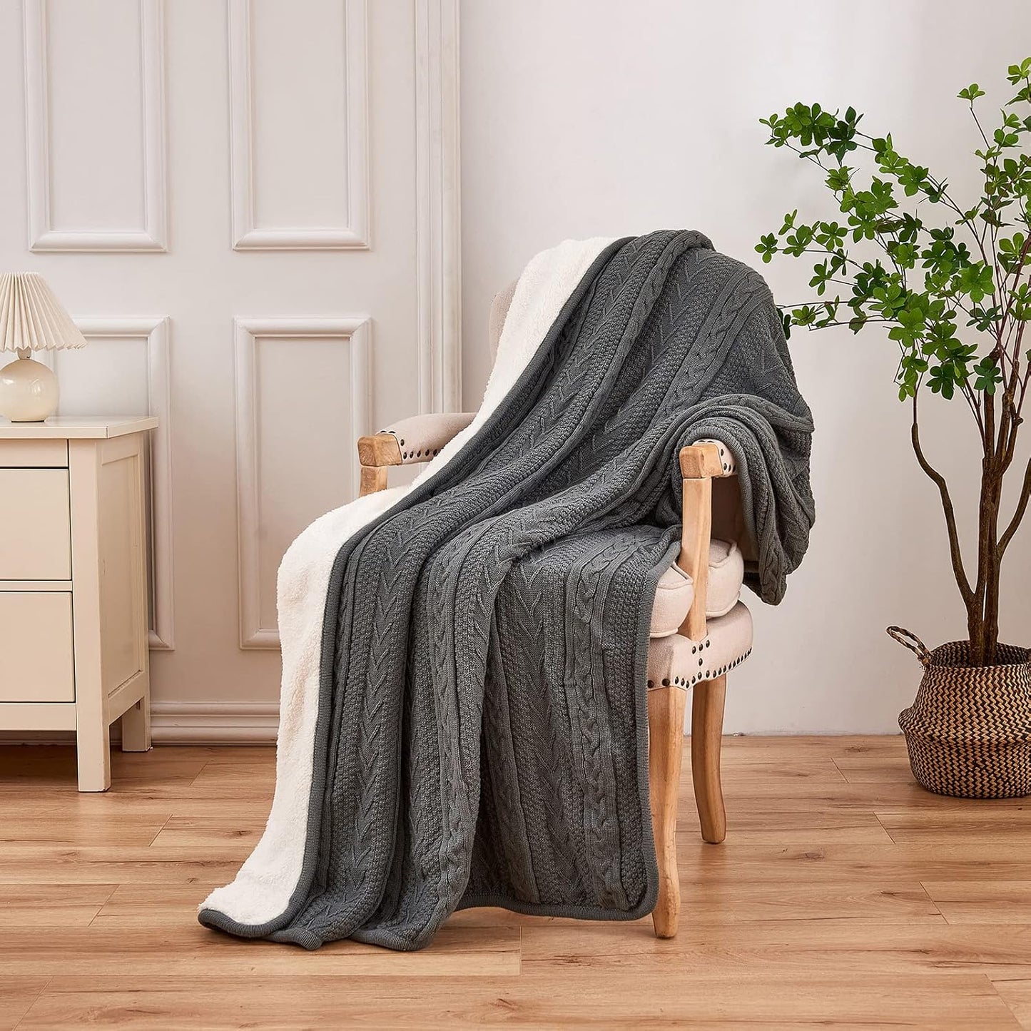 Longhui bedding Acrylic Cable Knit Sherpa Throw Blanket - Thick, Soft, Big, Cozy Grey Knitted Fleece Blankets for Couch, Sofa, Bed - Large 50 x 63 Inches Gray Coverlet All Season