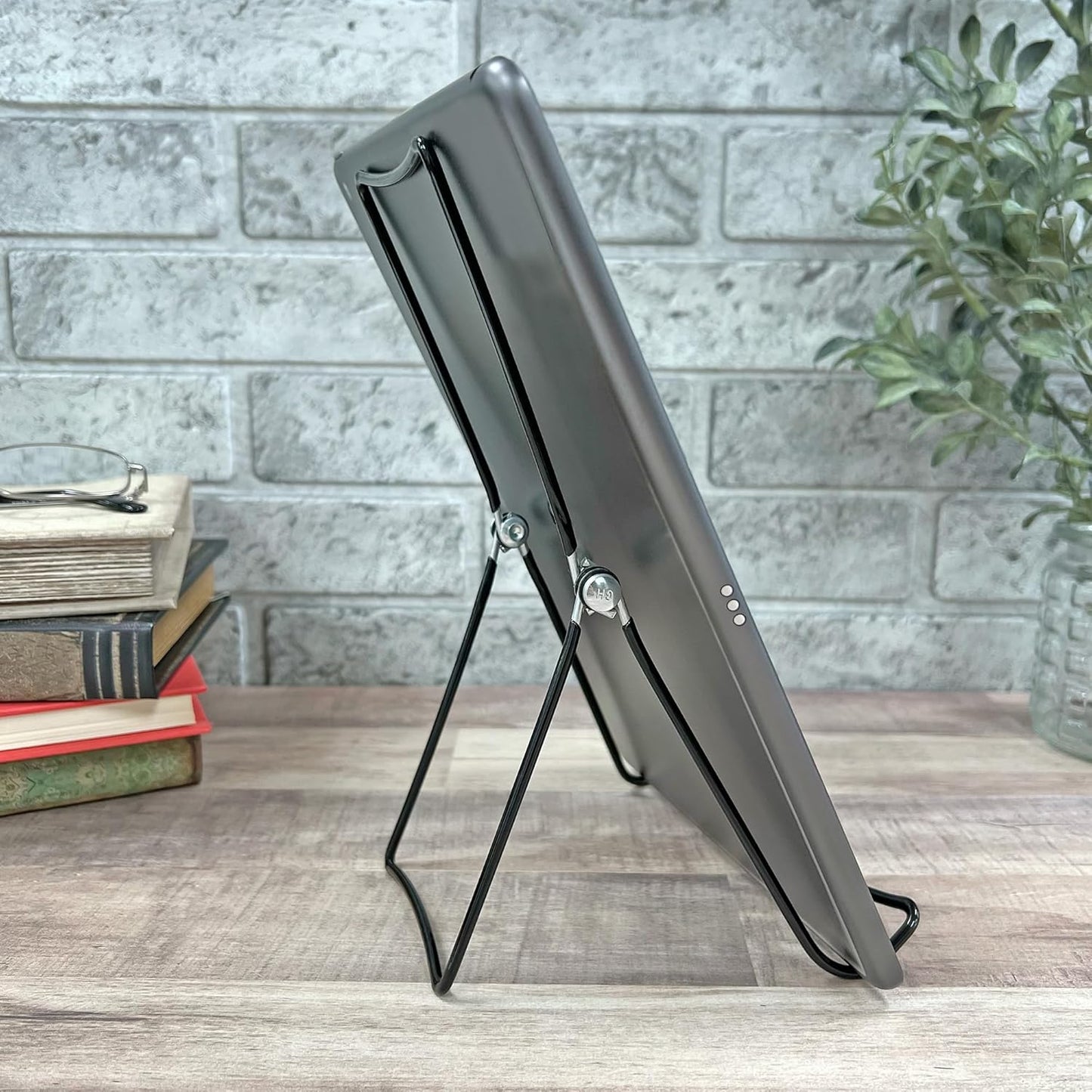 GIBSON HOLDERS DCW Adjustable Black Wire Display Easel, 5.5" W x 3.5" D x 9.25" H, Pack of 3