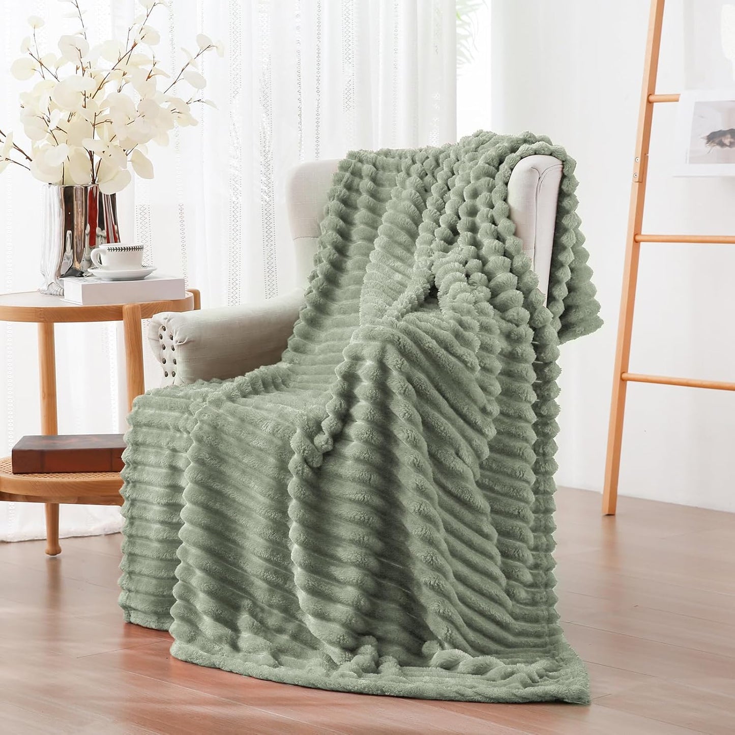 Vessia Flannel Fleece Throw Blanket for Couch, Sofa, Bed, 300GSM Striped Sage Green Throw Blanket for Kids, Super Soft Warm Cozy Lightweight Home Decor for All Seasons 50x40 inches