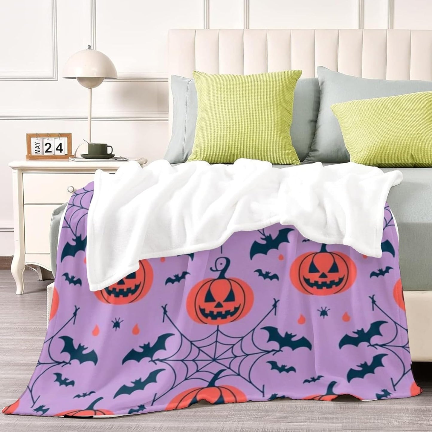 D-Story Halloween Fleece Throw Blanket Fall Pumpkin Blanket for Couch Sofa Bed Room Thanksgiving Gifts for Kids Adults 50" x 60" Purple
