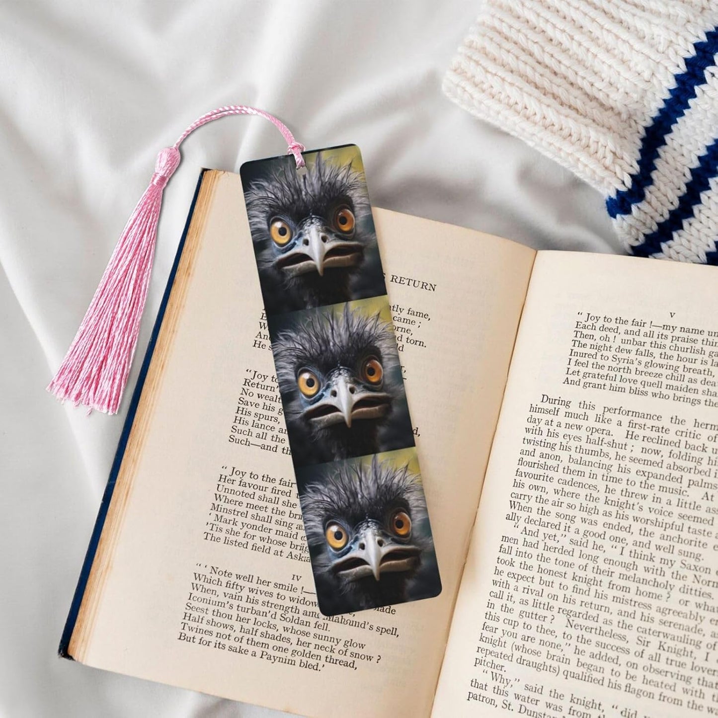 Emu Bookmarks Gifts for Women Men, Wooden Bookmarks for Book Lovers, Vintage Book Marks Ornaments with Tassel, Unique Personalized Reading Page Markers Pink