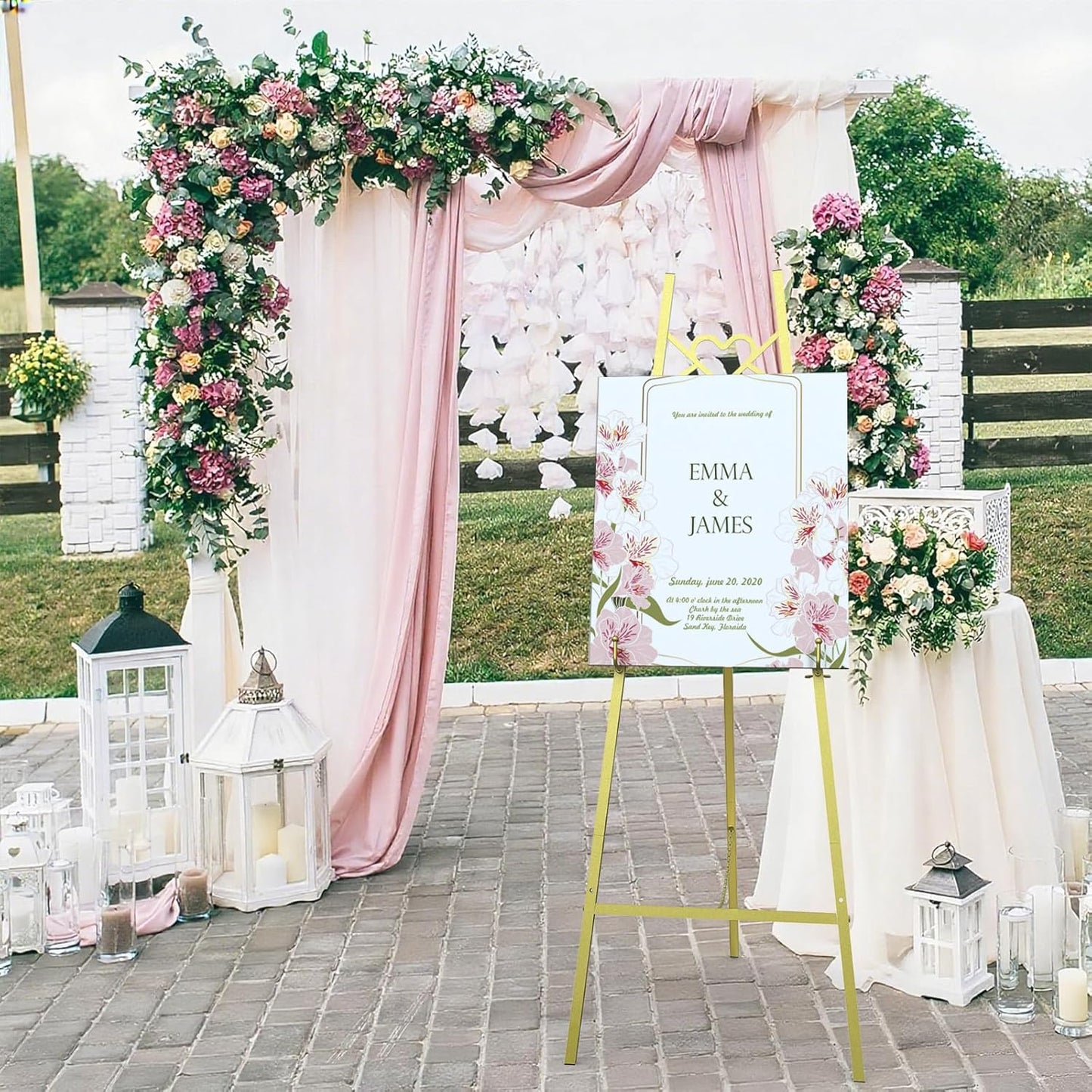 55" Gold Easel Stand for Sign, Heavy Duty Display Easel with Adjustable Chain, Heart-Shaped Envelope Design Art Easel for Paintings, Wedding Sign, Posters, Mirrors, Artwork Etc