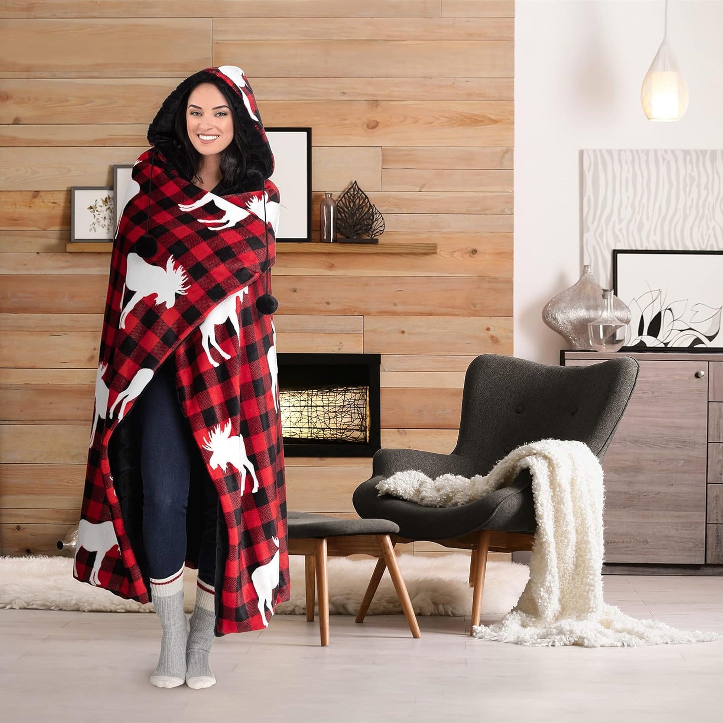 Safdie Wearable Hooded Blanket 2