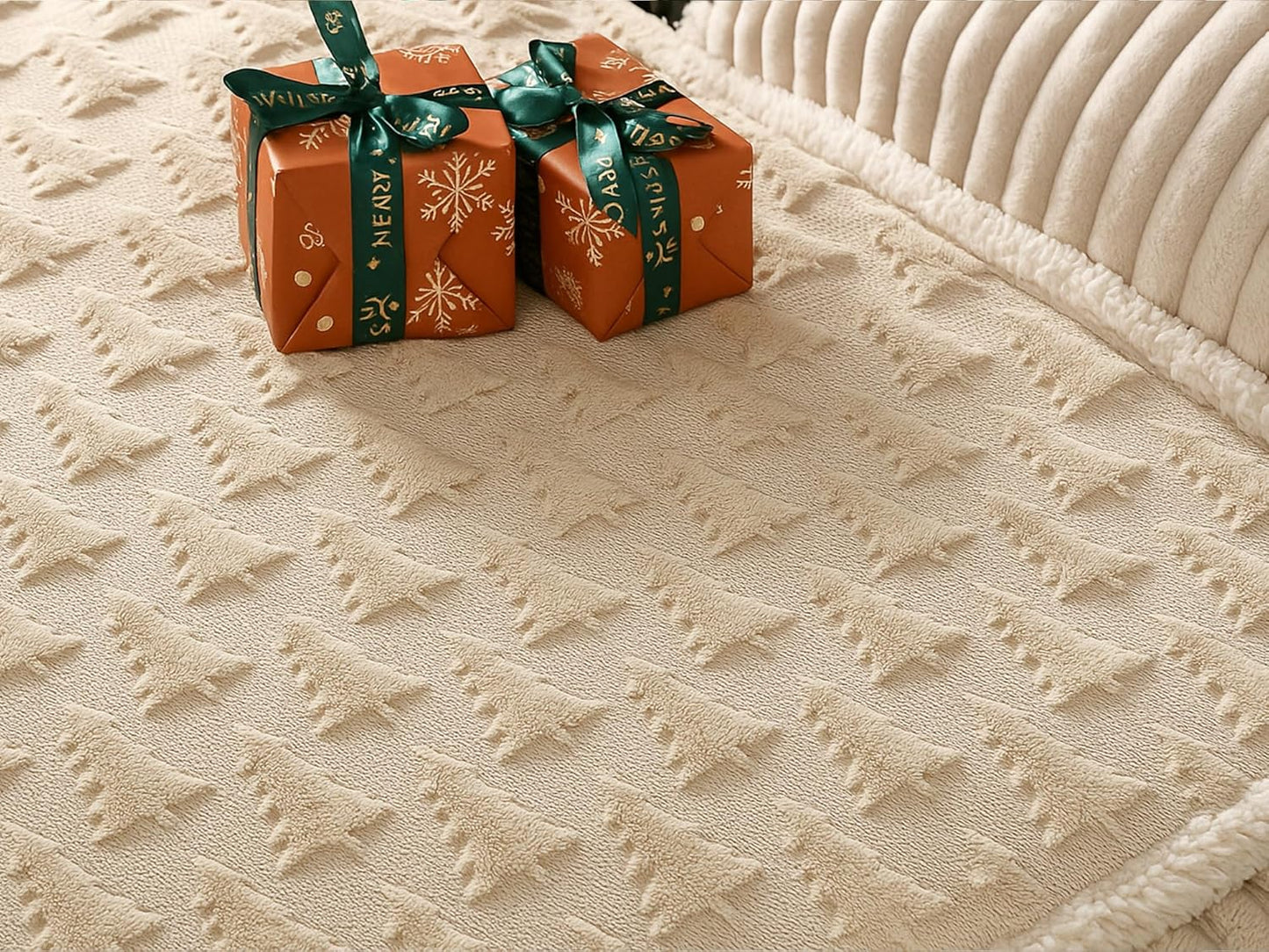 Christmas Sherpa Throw Blanket 3D Christmas Tree Snowflake Reindeer Double-Sided Thick Soft Plush Fluffy Decoration for Couch, Bed, Sofa Holiday Party Gifts, 50" x 60"(Beige, Xmas Tree)