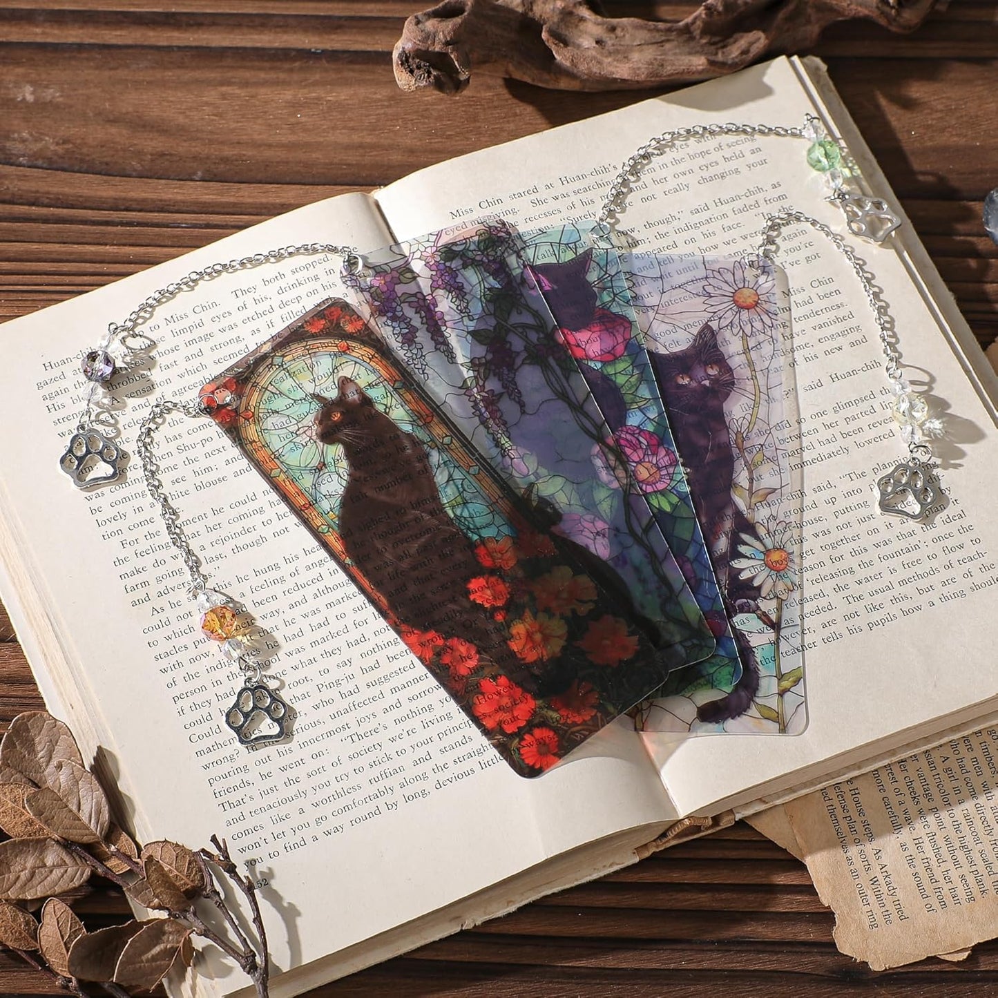 Cute Cat Bookmark Gifts - 4 Pcs Funny Stained Glass Bookmarks for Women Men Book Lovers Cats Paw Pendant Tassels Beaded Page Marks Reading Accessories Bookish Gift for Birthday Back to School