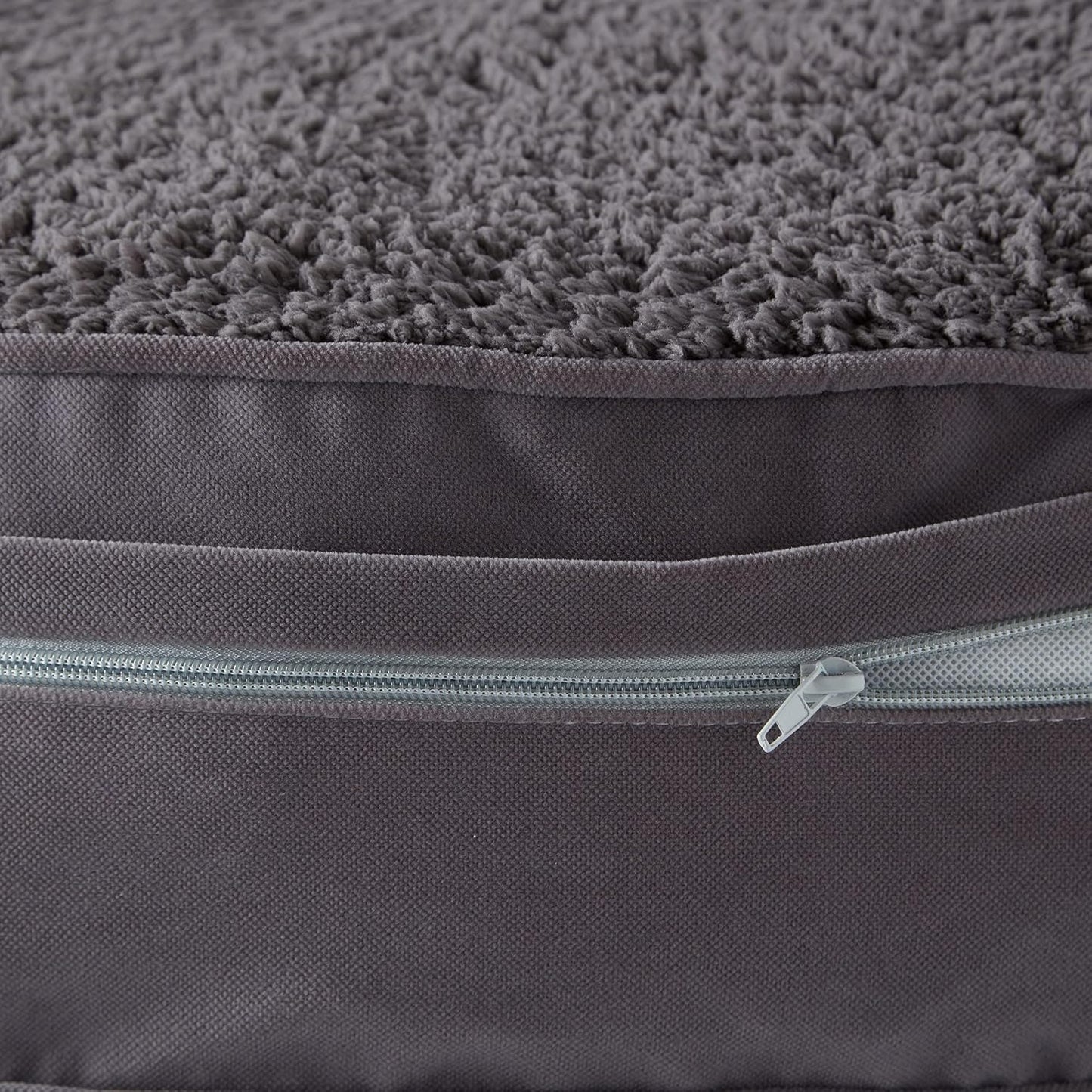 Happy Hounds Scout Deluxe Round Pillow Style Sherpa Dog Bed, Large (42 x 42 in.), Pewter
