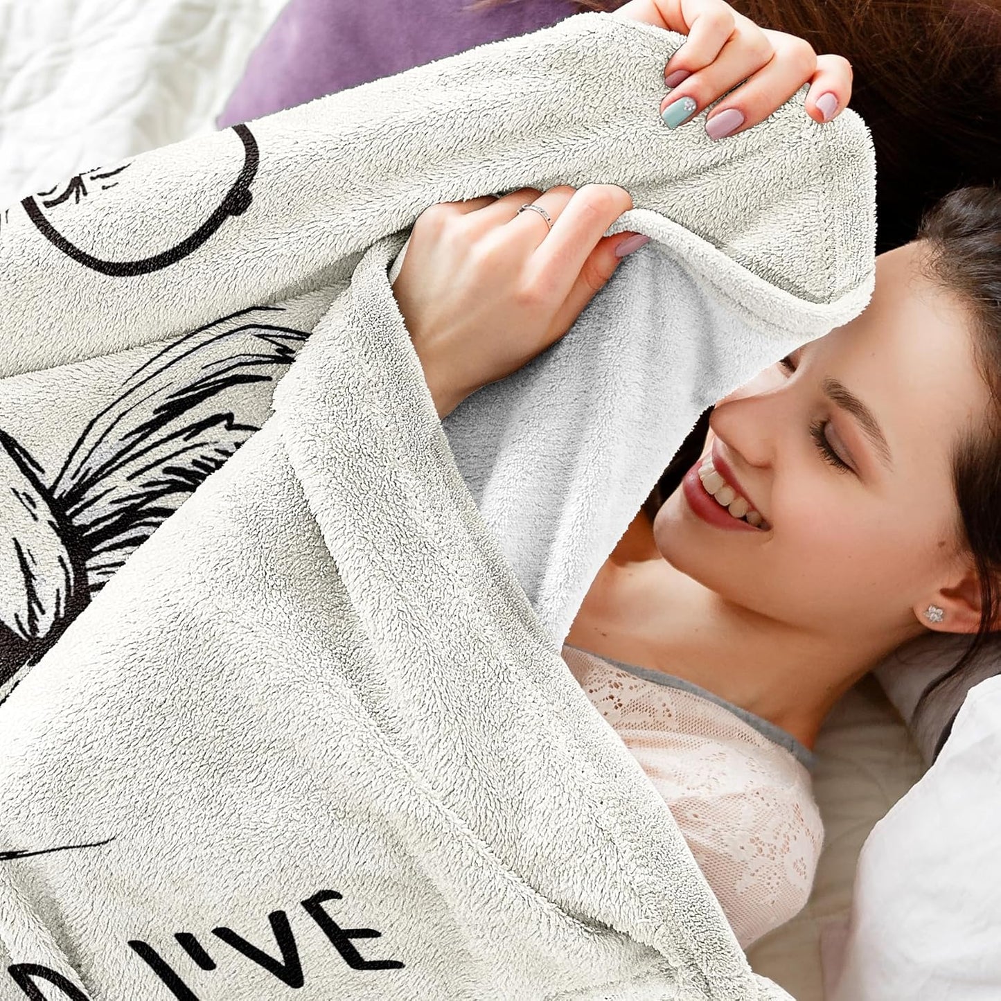 Funny Chicken Blanket, Birthday Gifts for Women Men, Unusual Gifts for Friends Sister Coworker Mom, White Elephant Gift, Super Soft Flannel Throw Blanket, 60" L x 50" W