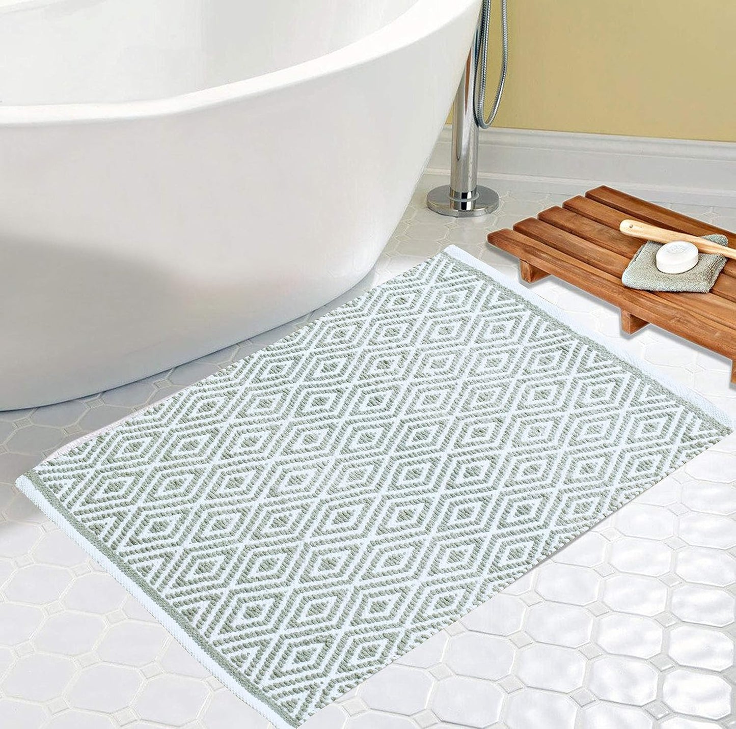 Ramanta Home 100% Cotton Diamond Handwoven Reversible Rug 21x34 Inch– Grey| Soft Washable Area Rug for Bathroom, Kitchen, Bedroom, Entryway | Durable Lightweight Handmade Accent Floor Mat | Boho Décor