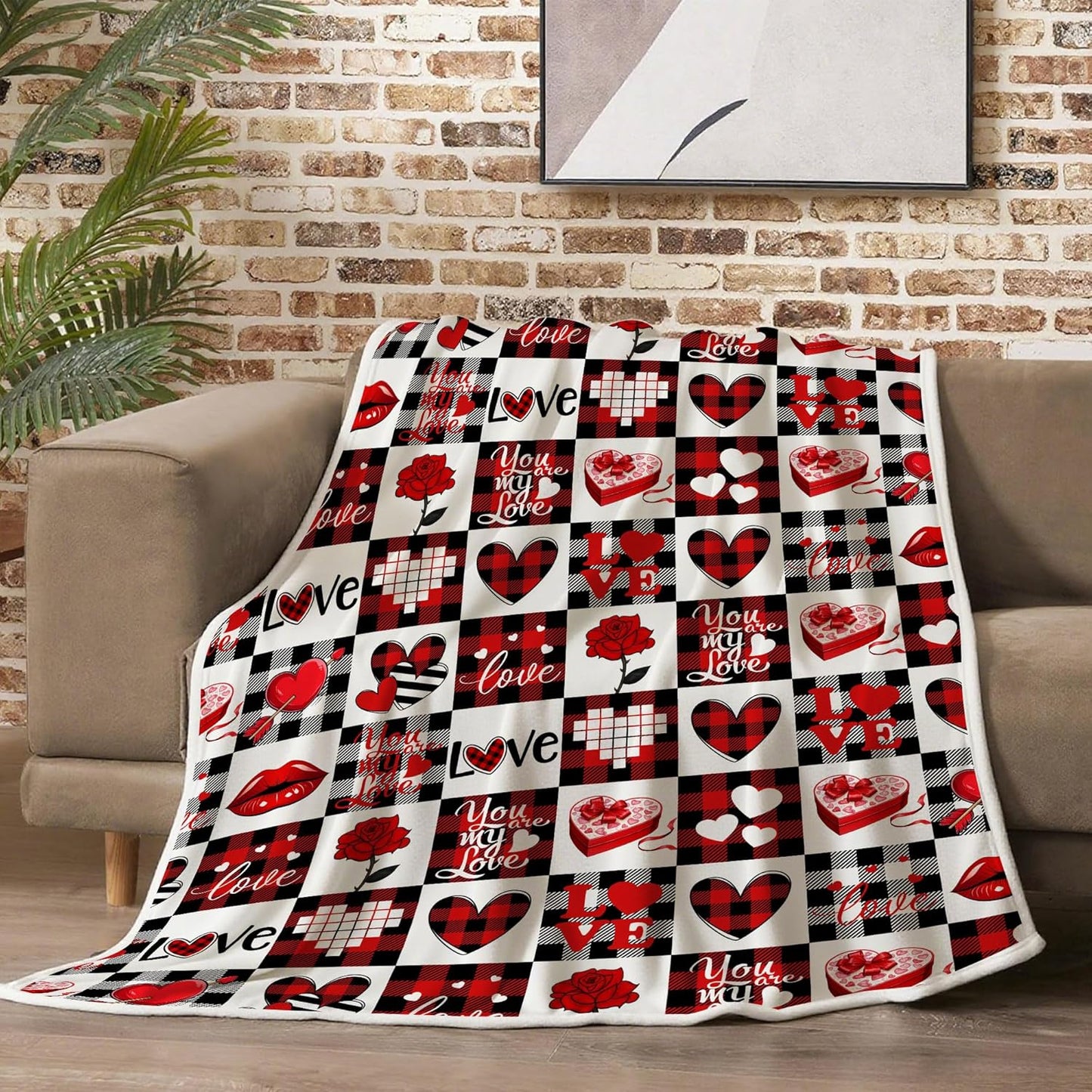 Valentines Day Fleece Throw Blanket, Red Checkered Love Heart Super Soft Fuzzy Cozy Warm Blanket, Romantic Valentine Gift for Her Wife Girlfriend Couple, 50"x60" Decorative Blanket for Couch Bed
