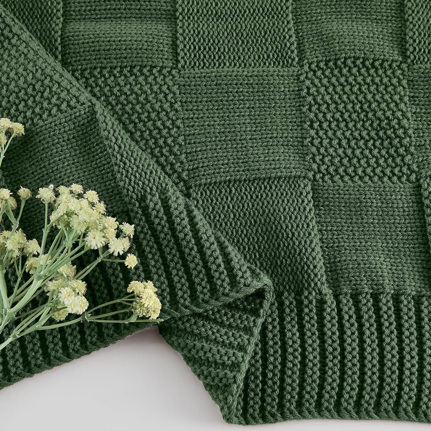 CozeCube Check Knit Throw Blanket, Christmas Green Checkered Bedroom Blanket for Couch, Soft Cozy Warm Knitted Blanket for Bed Sofa Living Room, Decorative Spring Fall Throw Blanket, 50"X60"