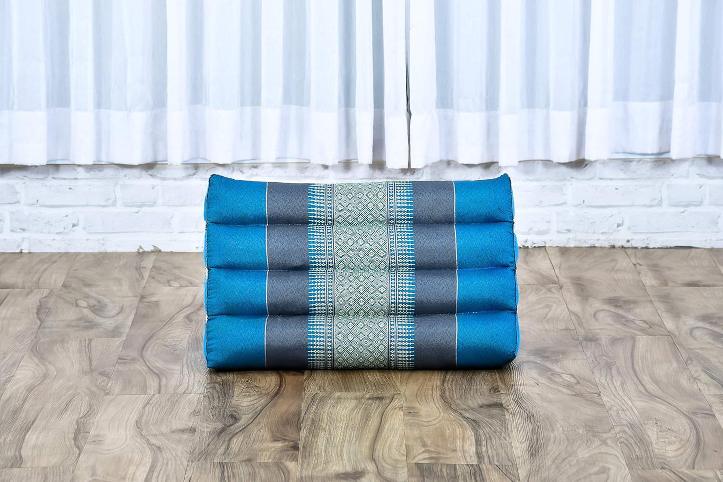 Leewadee Thai Triangle Cushion – Comfortable Backrest for TV or Reading, Wedge Pillow - Eco-Friendly Natural Kapok Filling, 20 x 13 x 13 inches, Light Blue