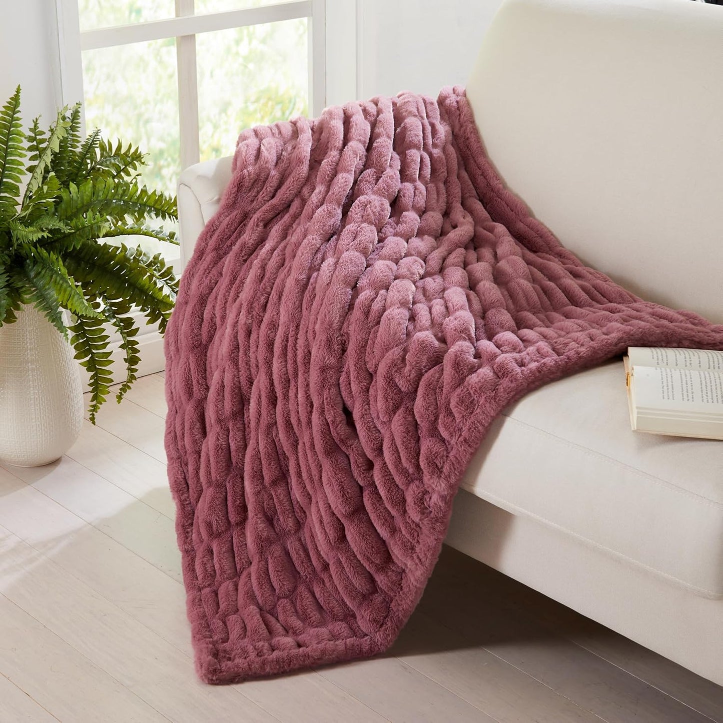 Springtree Home | Luxury Plush Throw Blanket | Pink Throw Blanket | Perfect Blanket for Couch Year Round | Fluffy Micro Fleece | Lily Collection - Rose