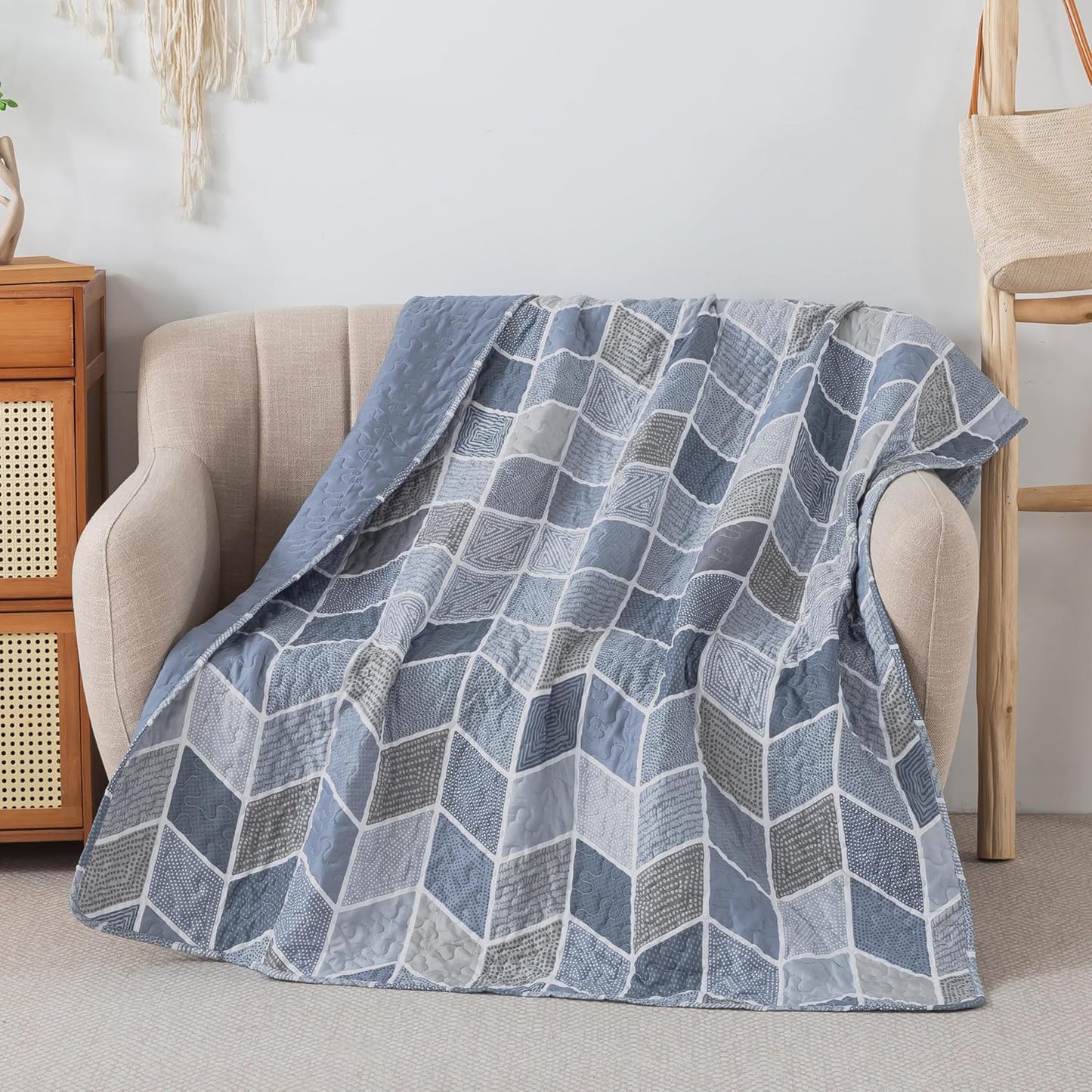 SLPR Heather 50" x 60" Quilted Throw Blanket: Lightweight Chevron Quilt, Cream and Blue Lap Comforter, Zig Zag Farmhouse Coverlet, Summer Quilted Blanket for Couch and Bed